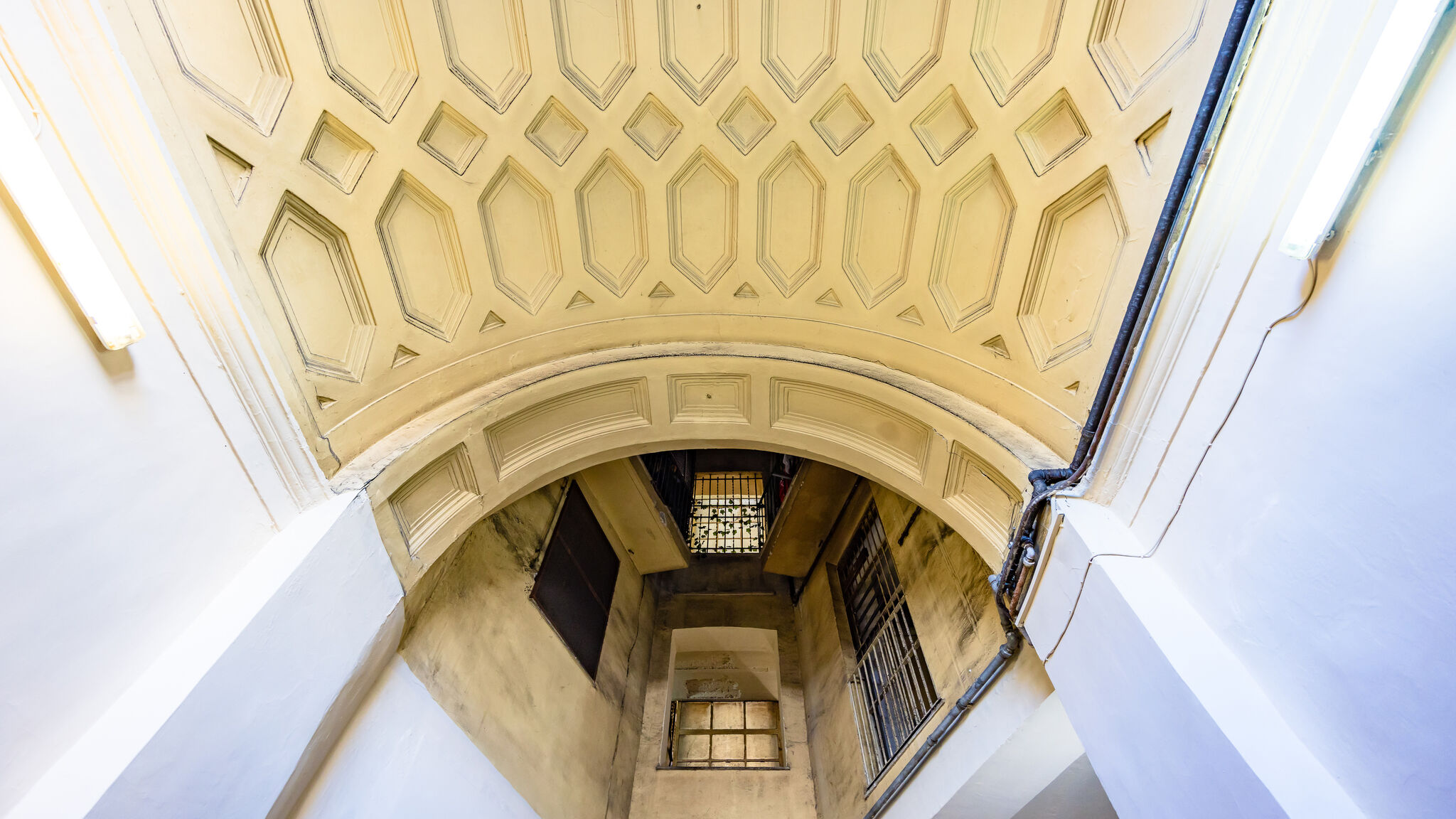 Italianway Napoli Elite Art Palace by Napoliapartments