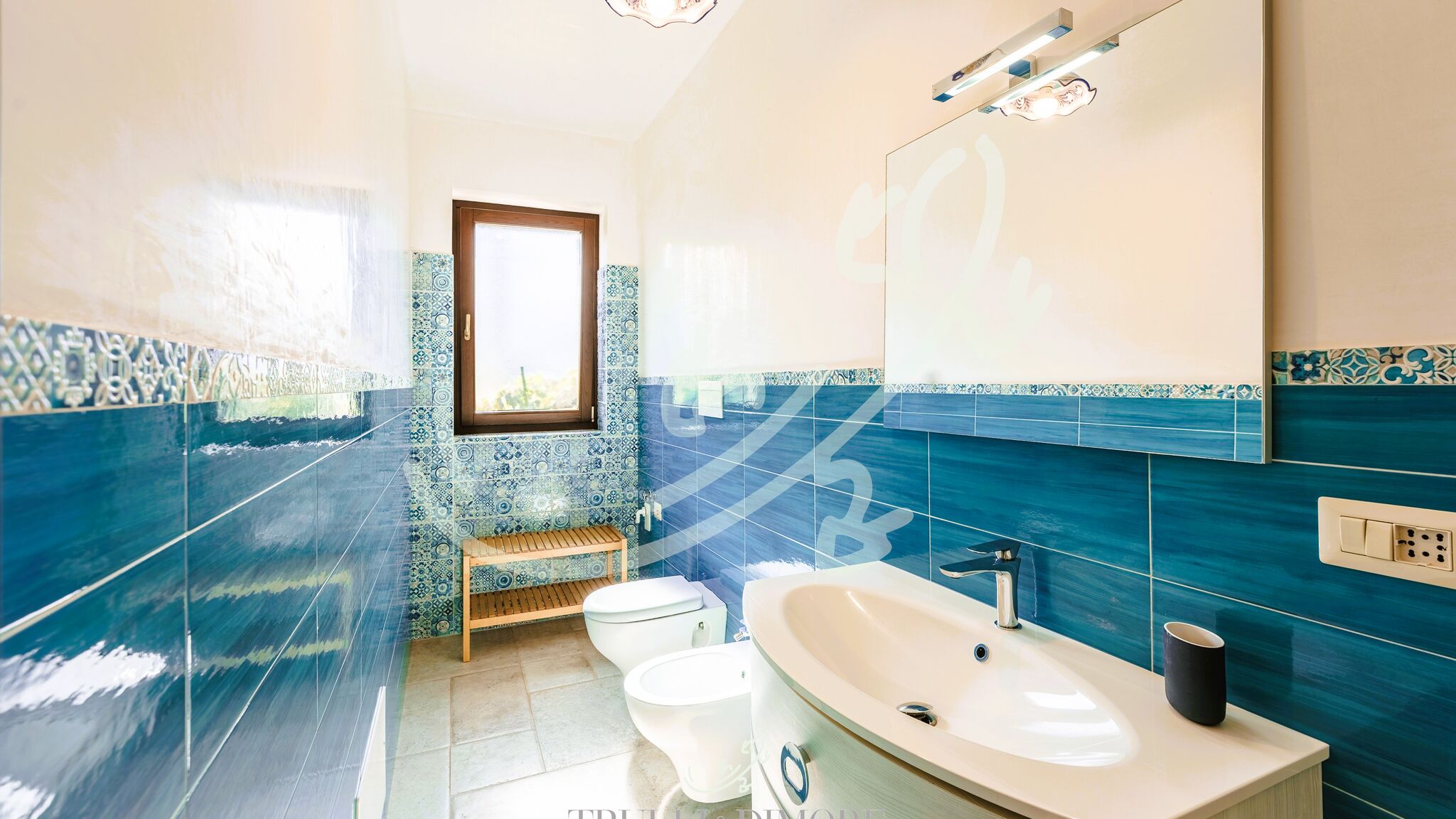 Italianway Alberobello TD Truly Trulli Gentle Breezes Across Olive Valley