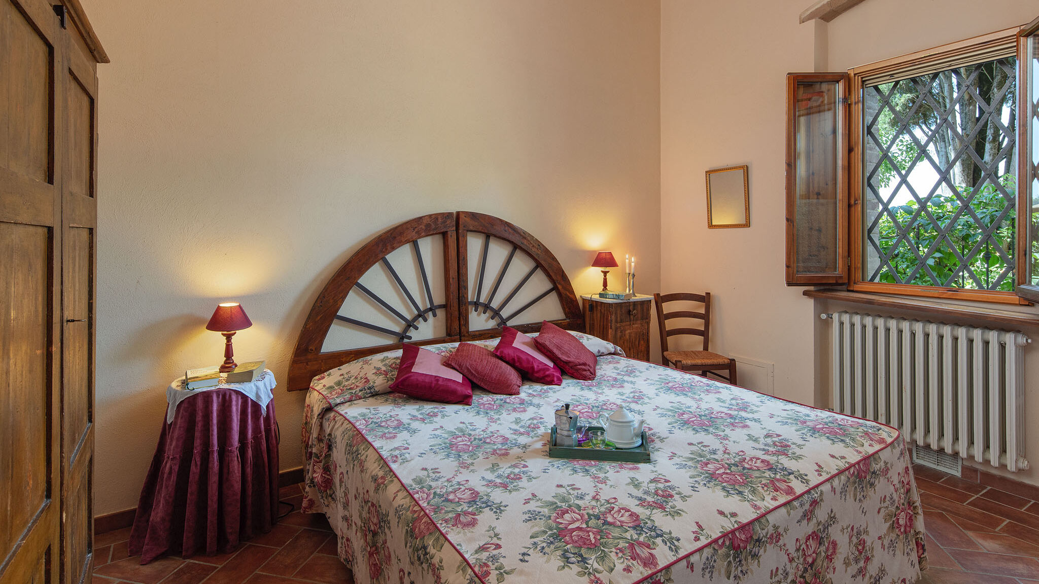 Italianway Poggibonsi Gufo - Romantico appartamento nel Chianti+piscina