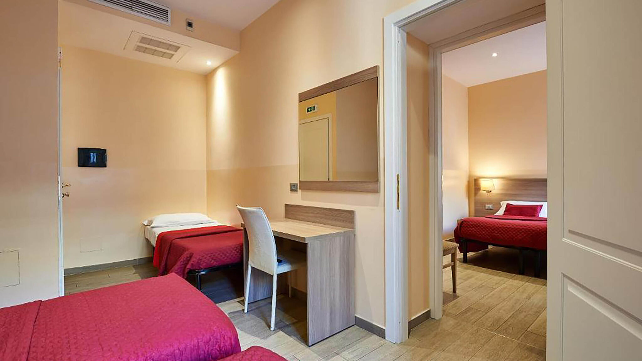 Italianway Roma Catone Vatican Suites by Ghor