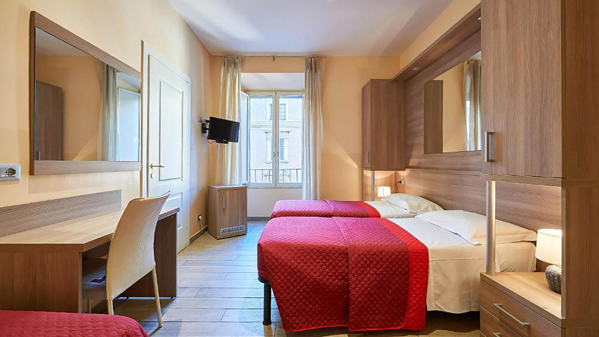 Italianway Roma Catone Vatican Suites by Ghor