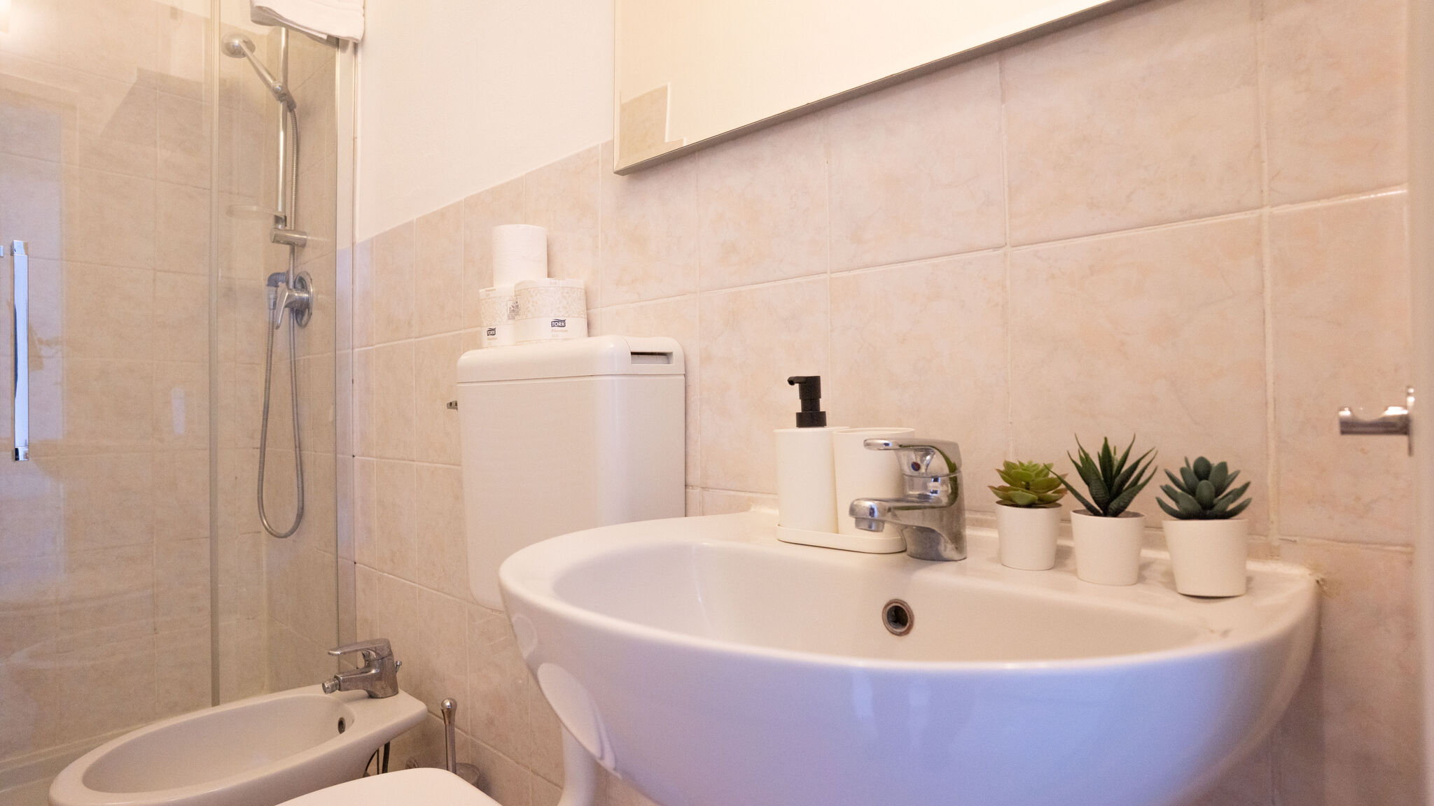 Italianway Milano Central Stay Milano | Metro, Wi-Fi, Easy Check-in