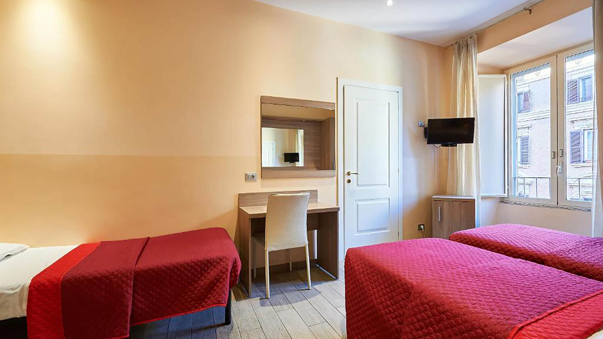 Italianway Roma Catone Vatican Suites - Camera 2 by Ghor