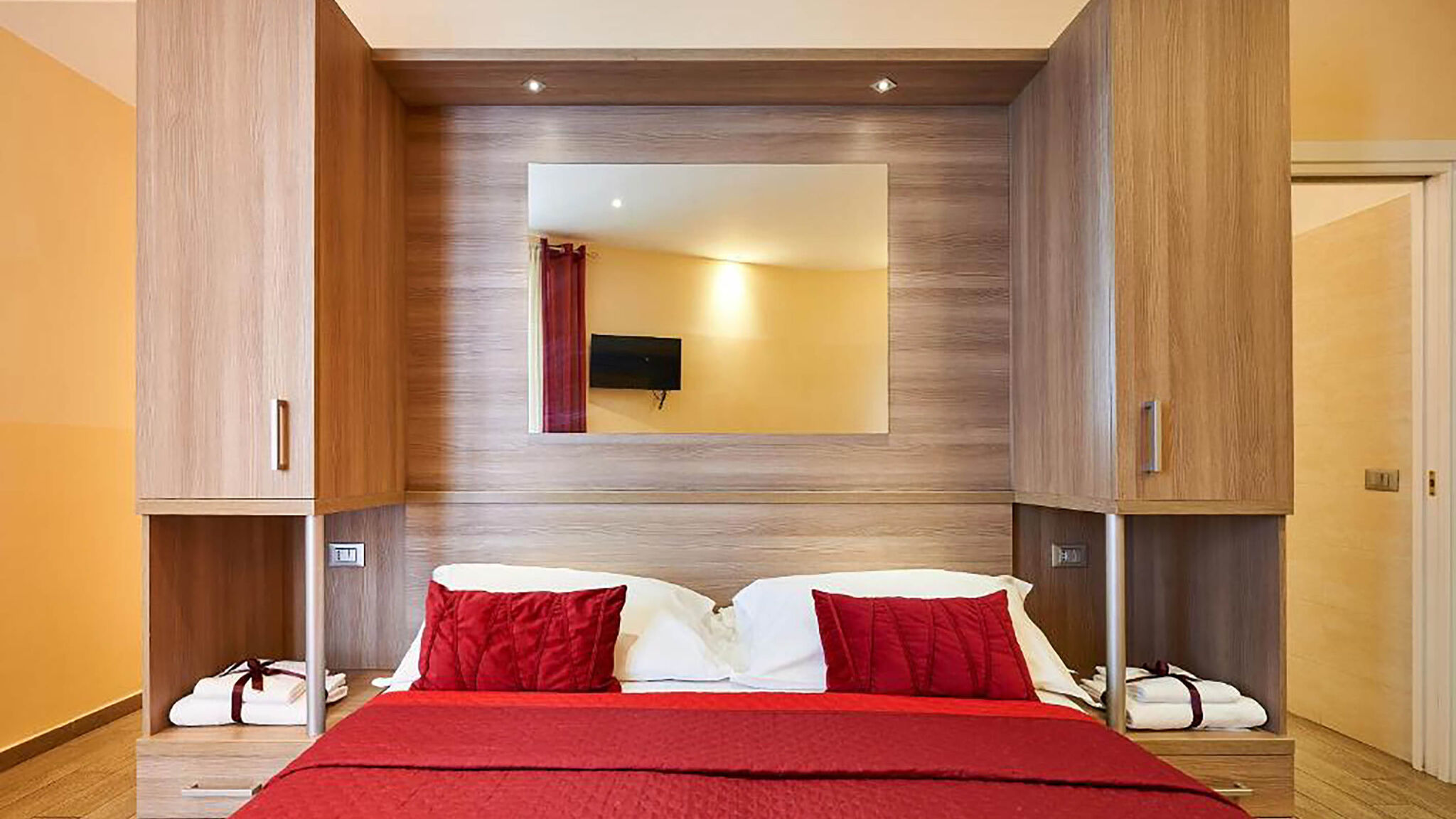 Italianway Roma Catone Vatican Suites - Camera 4 by Ghor