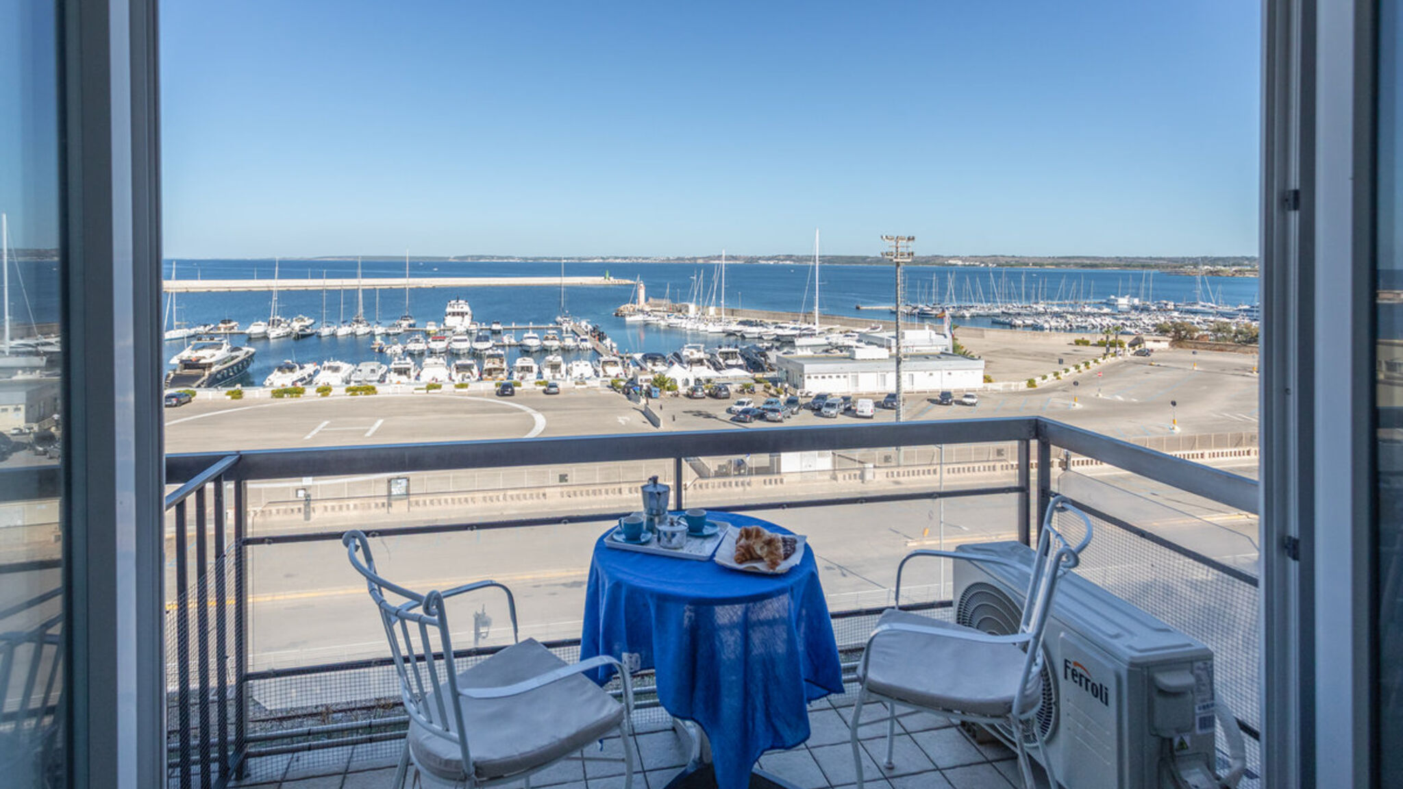 Italianway Gallipoli Bilo Corso Roma Vista Mare - Salento Reservation