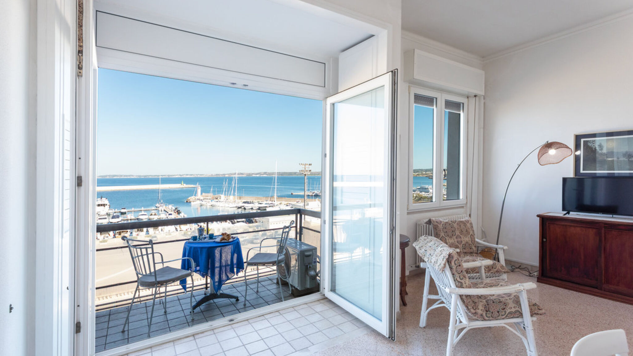 Italianway Gallipoli Apt Corso Roma 4° piano - Salento Reservation