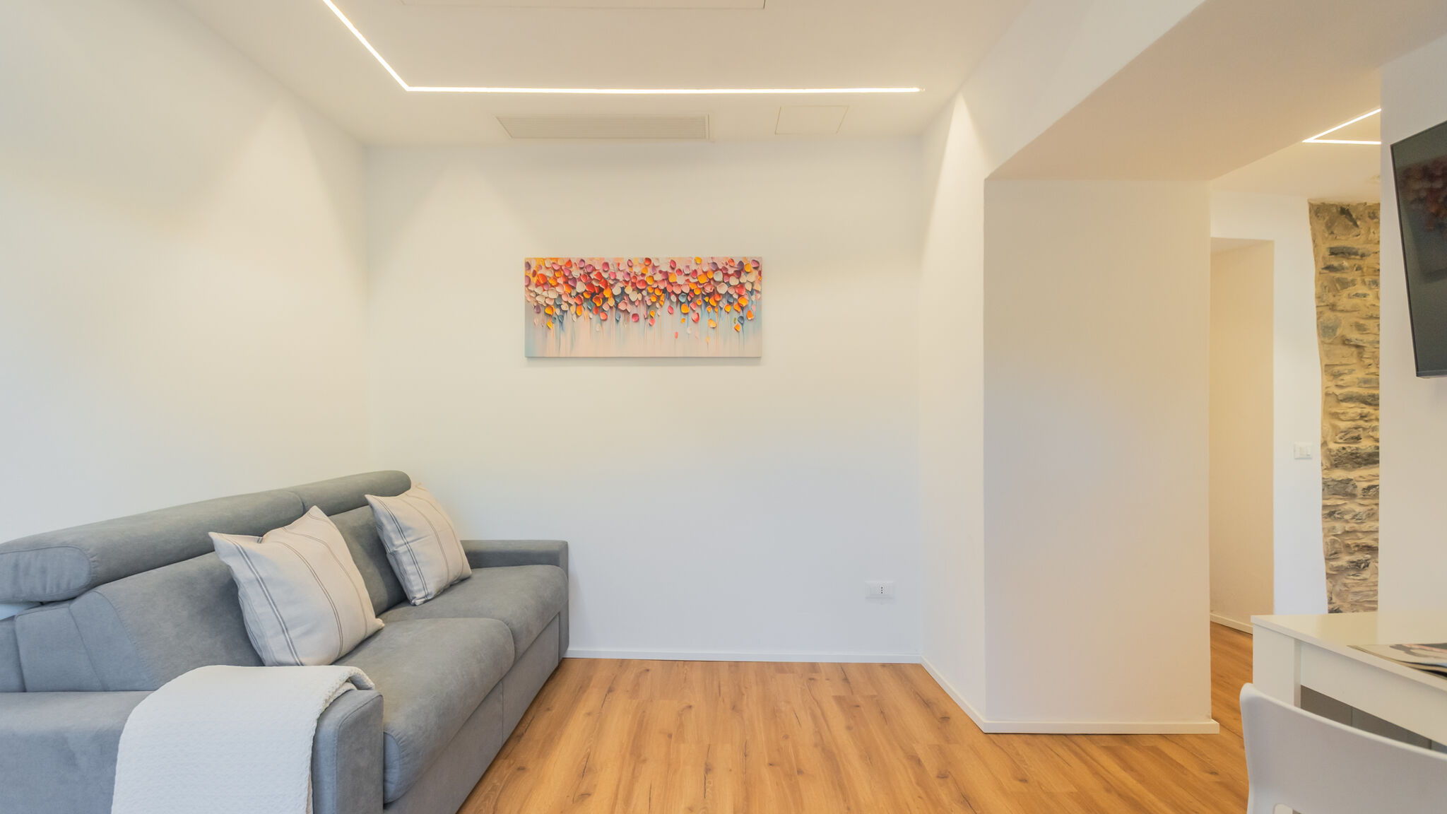 Italianway Brienno Villa Regina Retreat with Pool & Lake View