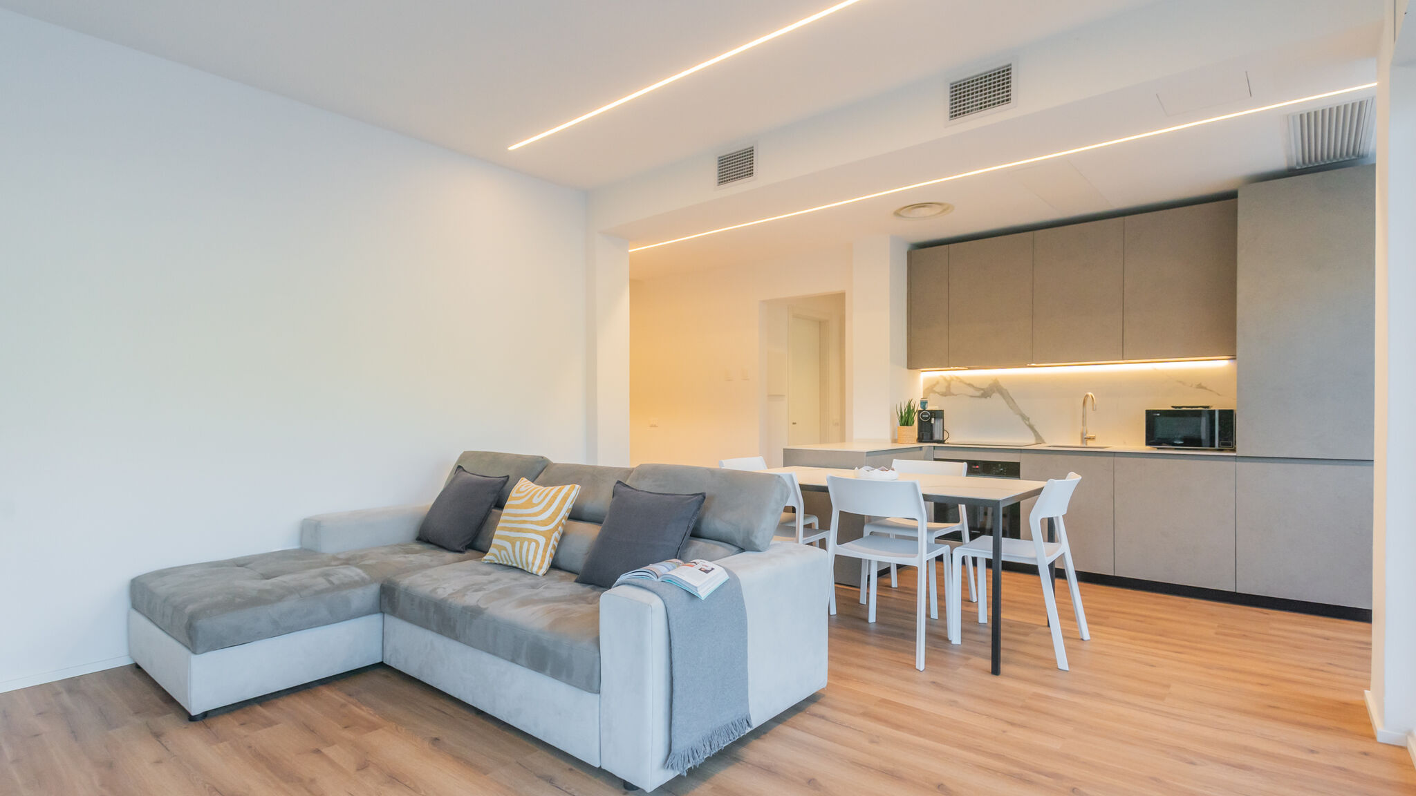 Italianway Brienno Villa Regina Retreat with Pool & Lake View