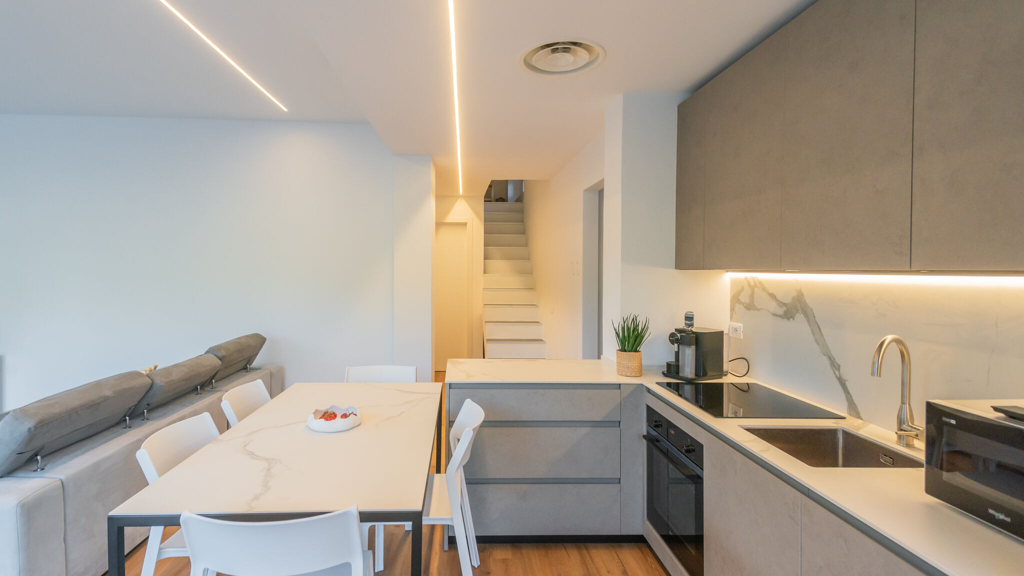 Italianway Brienno Villa Regina Retreat with Pool & Lake View