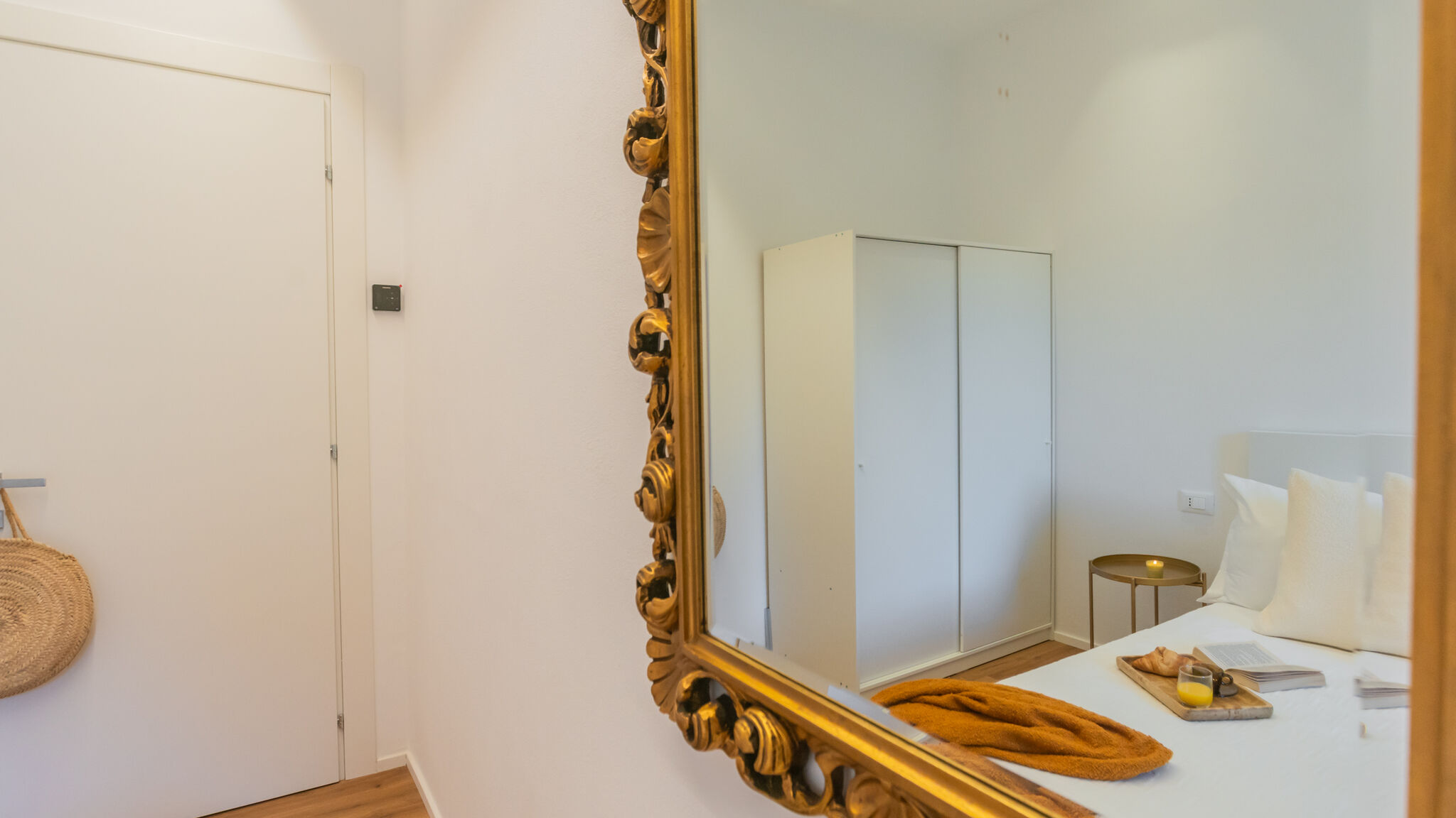 Italianway Brienno Villa Regina Retreat with Pool & Lake View