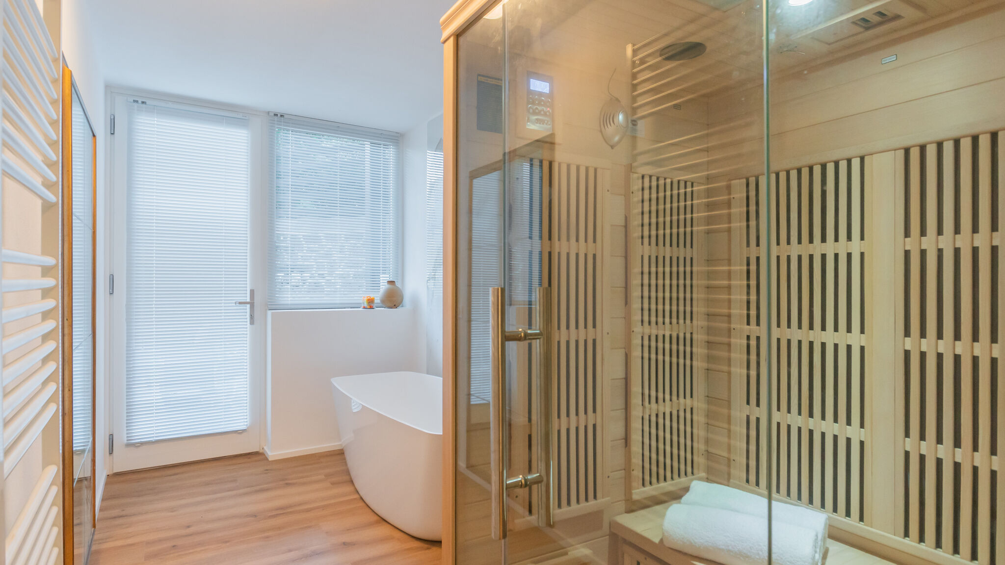 Italianway Brienno Villa Regina Retreat with Pool & Lake View