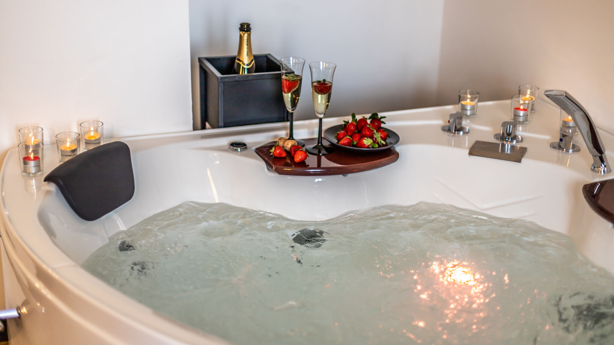 Italianway Perugia Luxury Suite - Tentazioni Nascoste