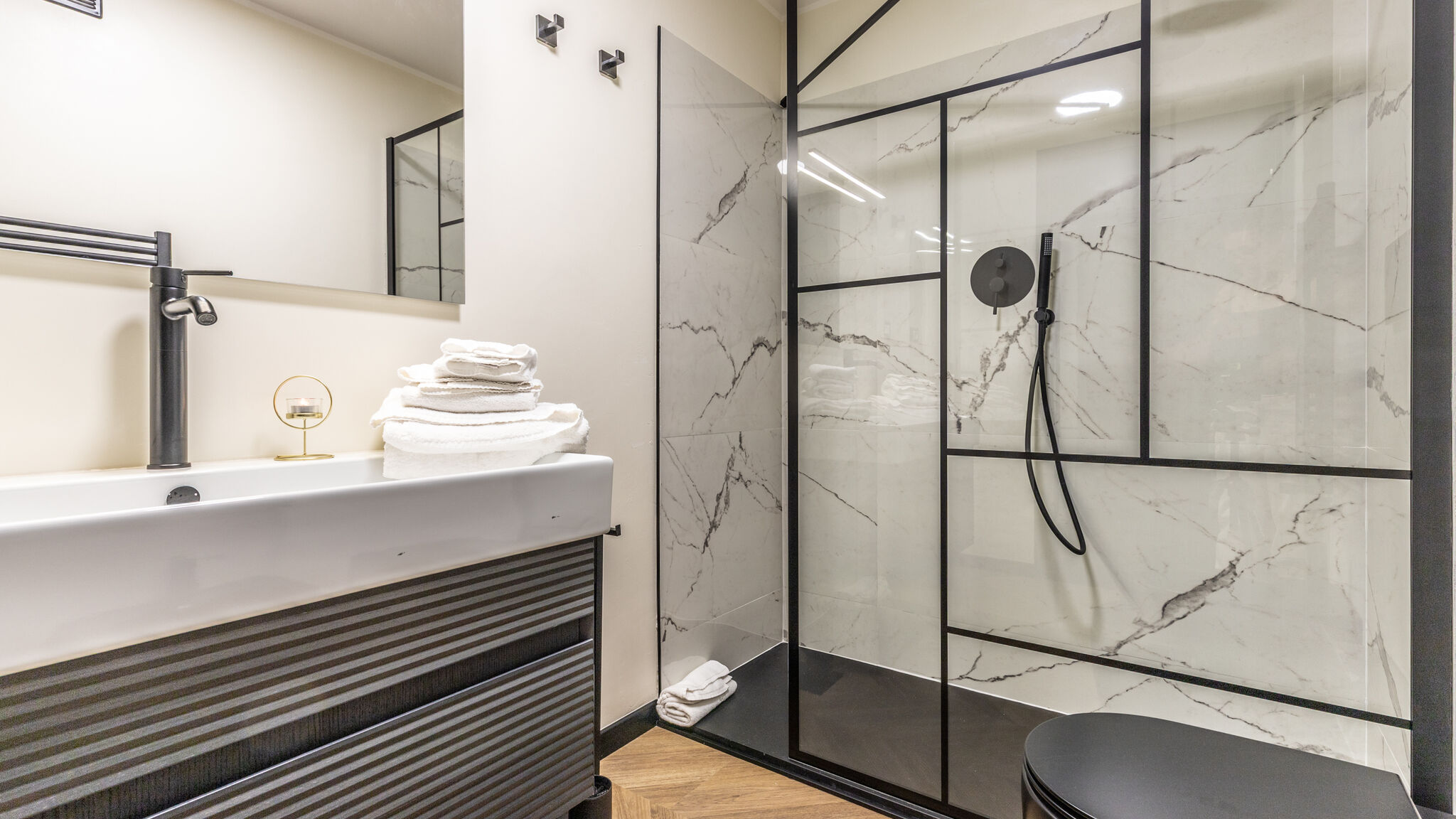 Italianway Perugia Luxury Suite - Tentazioni Nascoste