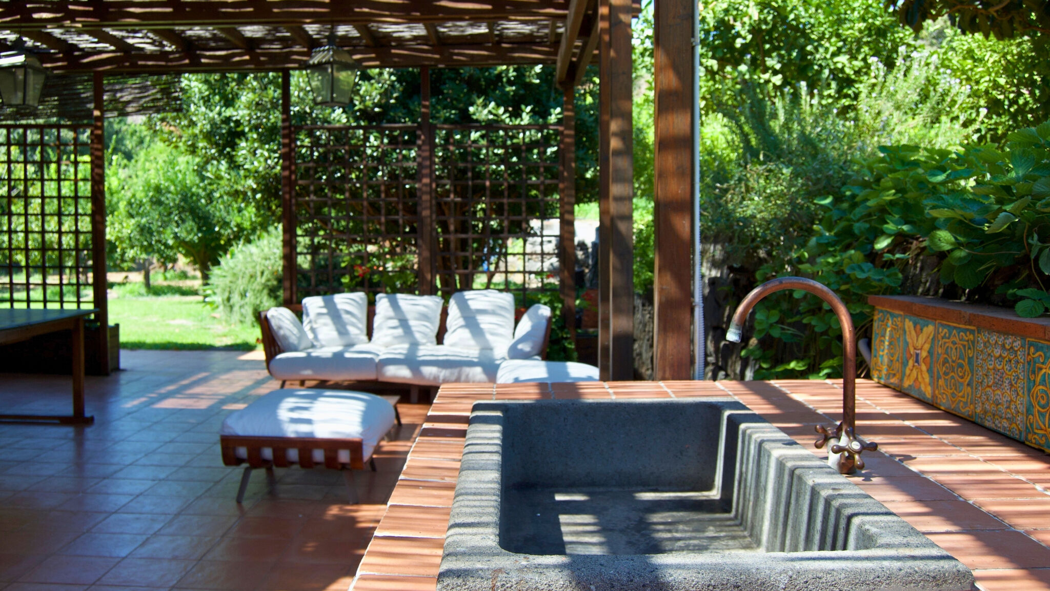 Italianway Aci Catena Villa Delle Antiche Terme Romane