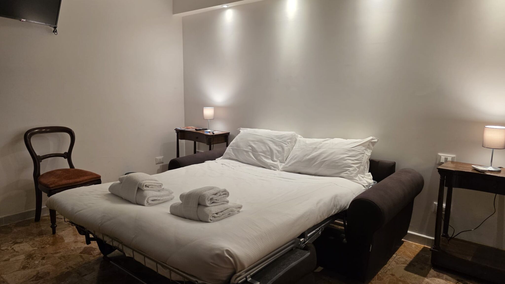 Italianway Roma Stendardi's House - Stanza 1 Bagno Esterno