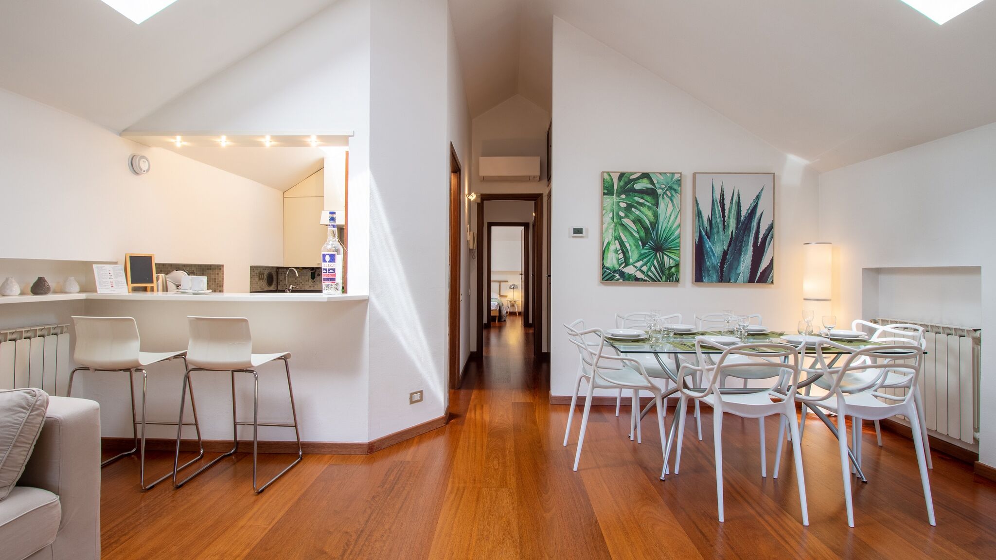 Houset Monza Il camino felice - 201 by Houset