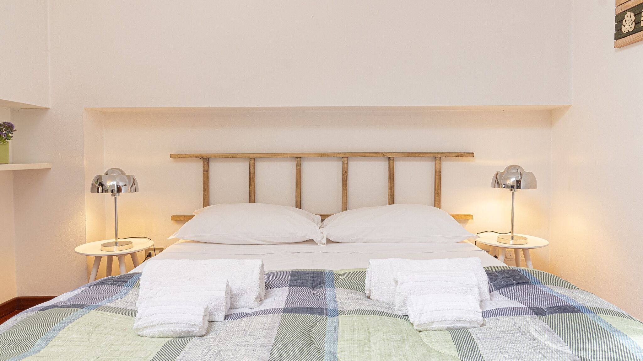 Houset Monza Il camino felice - 201 by Houset