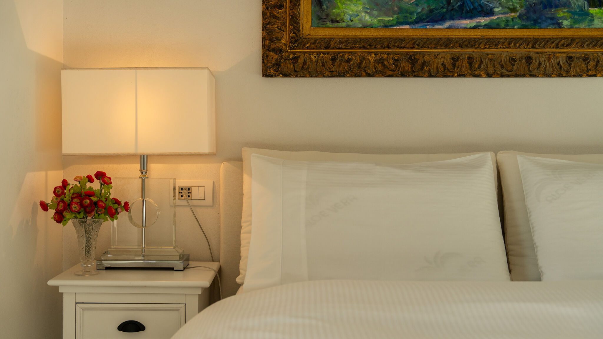 Italianway Bellagio Zinnia Lakeview Apartment