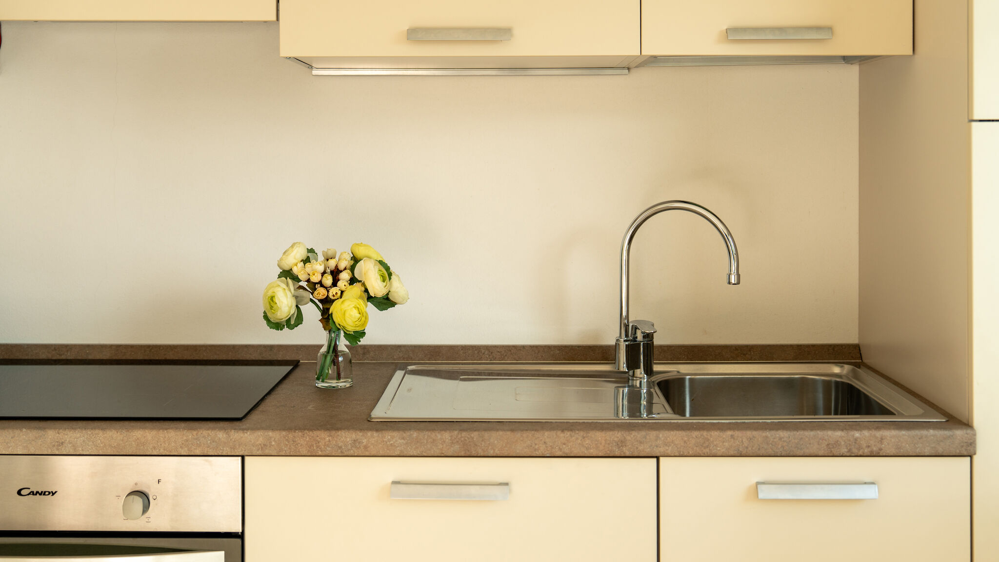 Italianway Bellagio Zinnia Lakeview Apartment