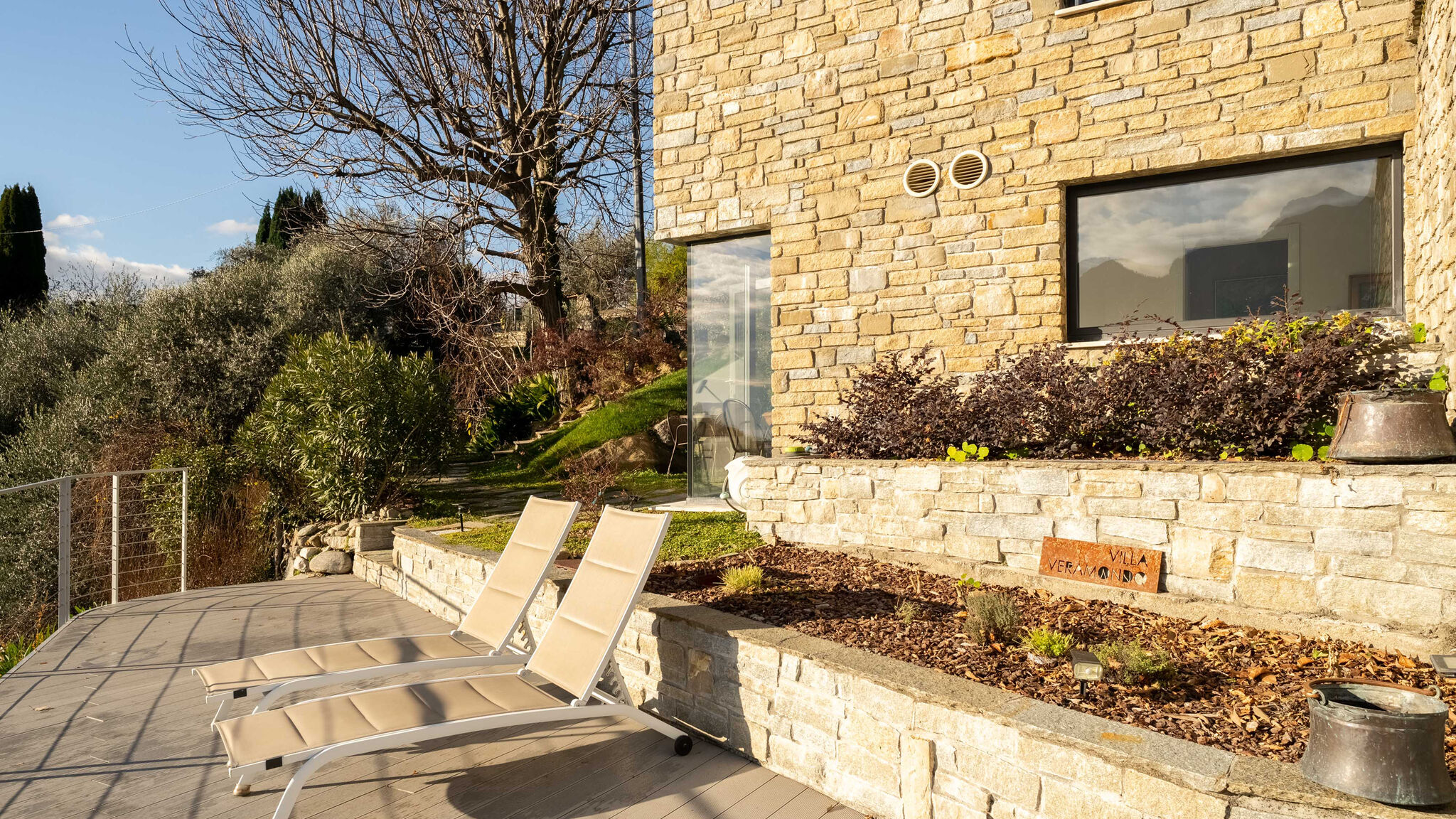 Italianway Bellagio Zinnia Lakeview Apartment