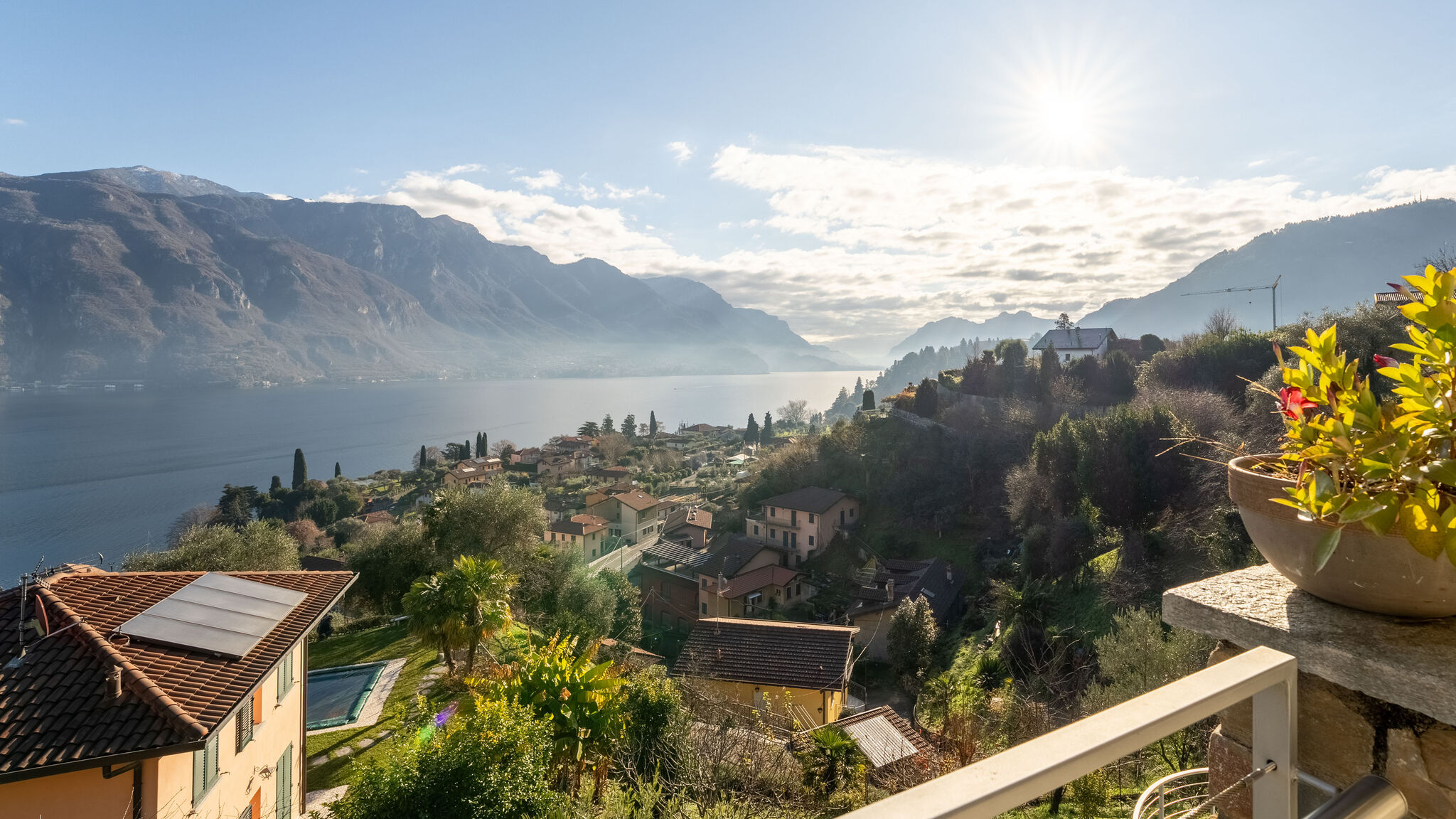 Italianway Bellagio Zinnia Lakeview Apartment