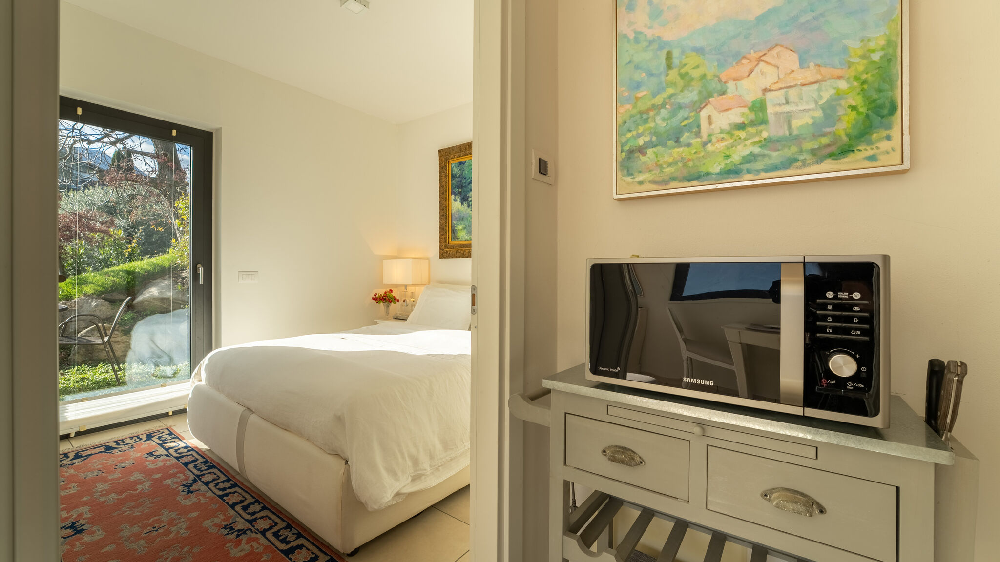 Italianway Bellagio Zinnia Lakeview Apartment