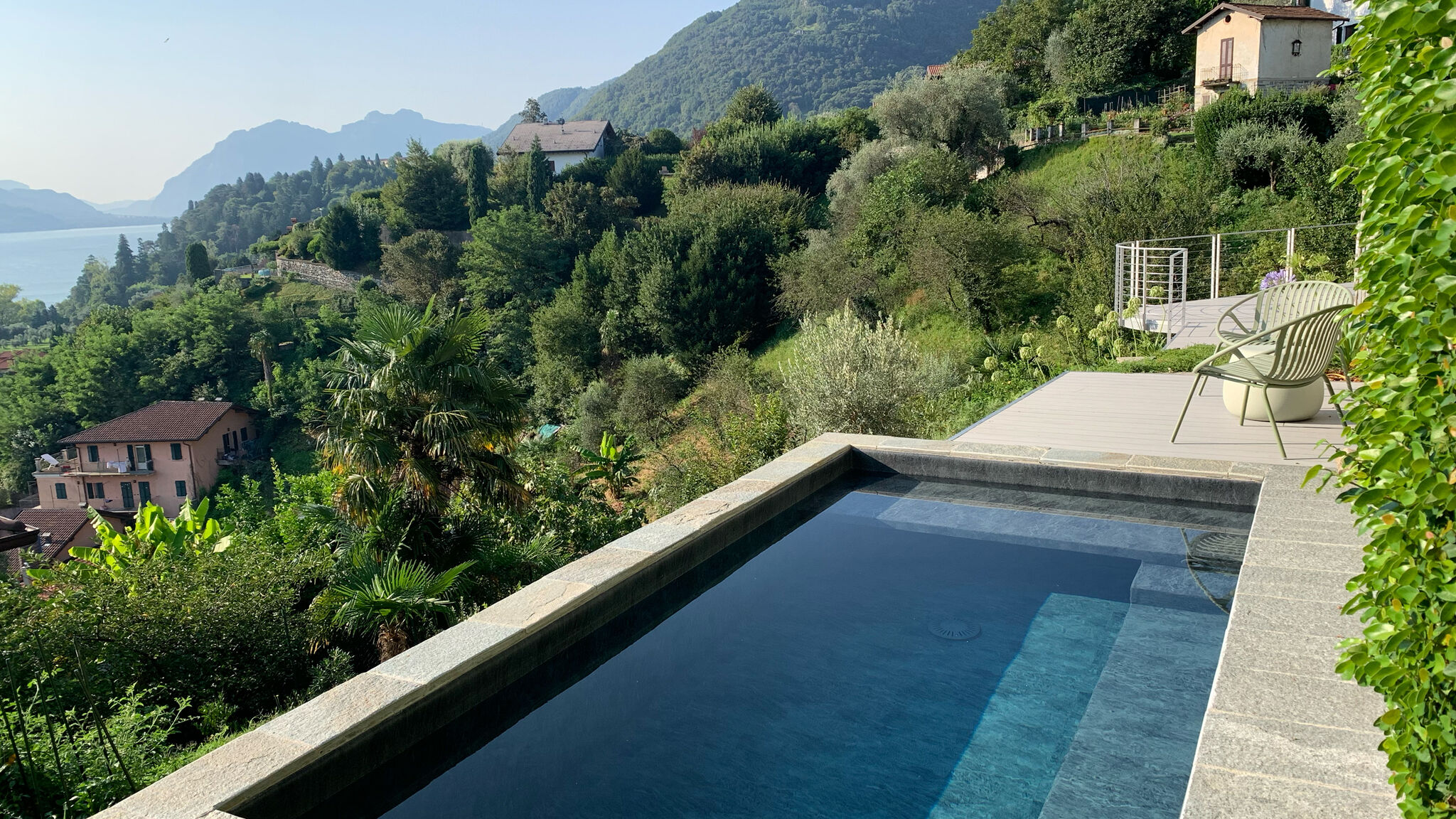 Italianway Bellagio Zinnia Lakeview Apartment