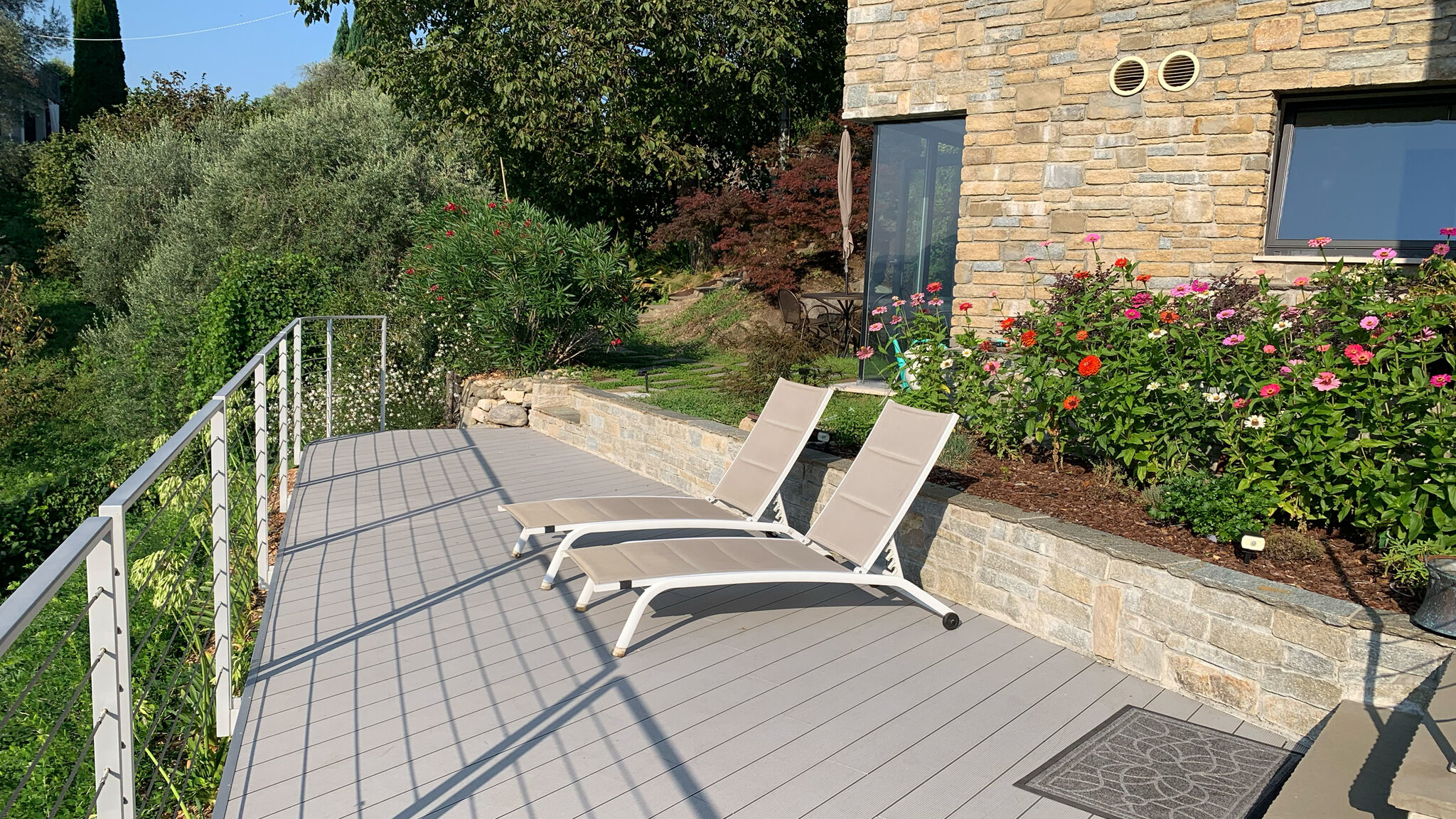 Italianway Bellagio Zinnia Lakeview Apartment