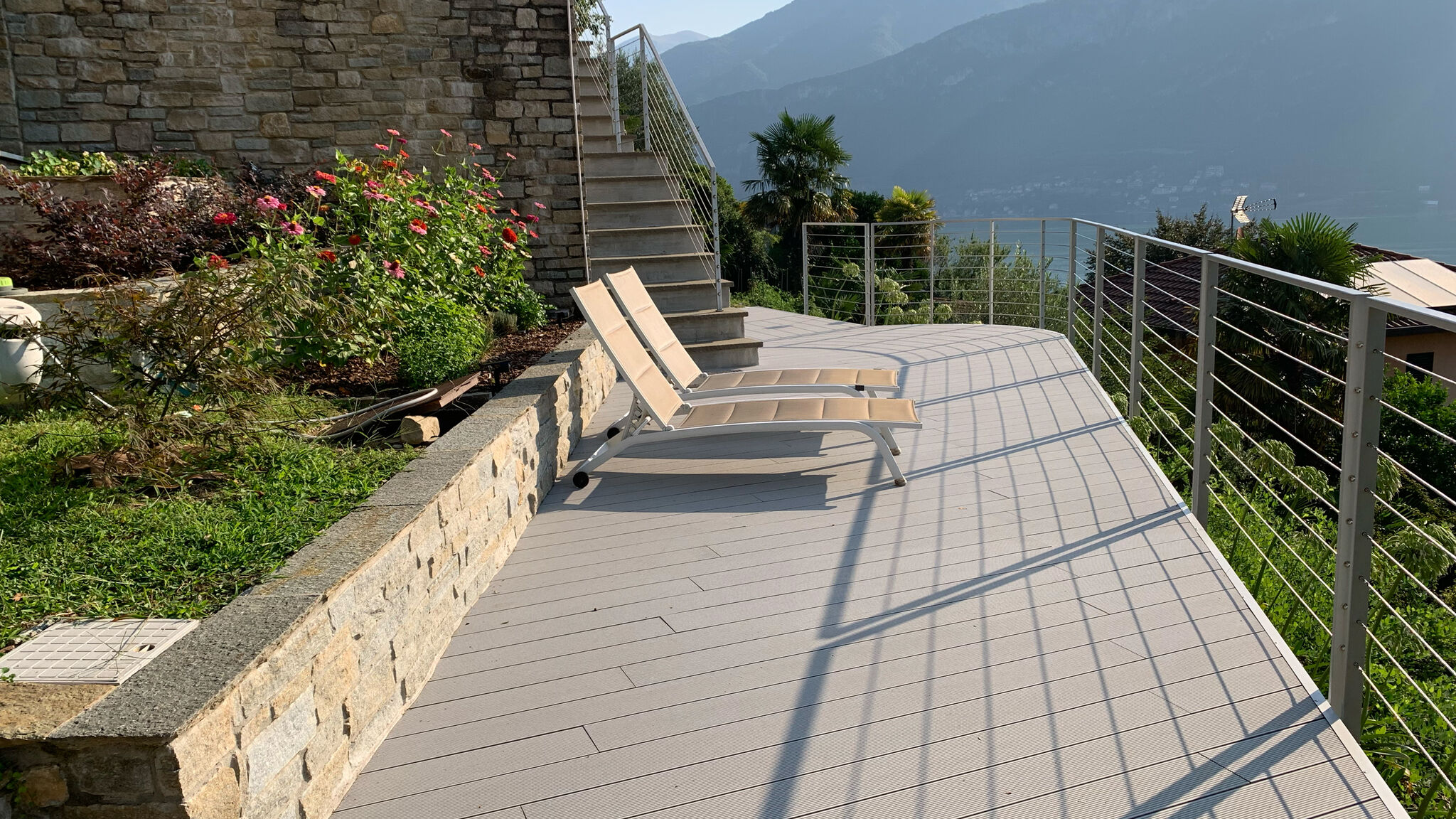 Italianway Bellagio Zinnia Lakeview Apartment