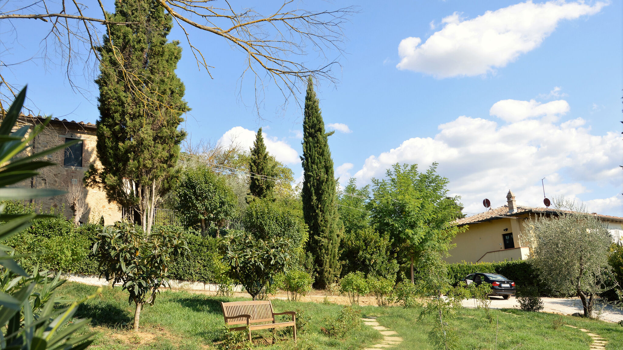 Italianway Poggibonsi Podere Oliveta: 5 appartamenti + piscina con vista