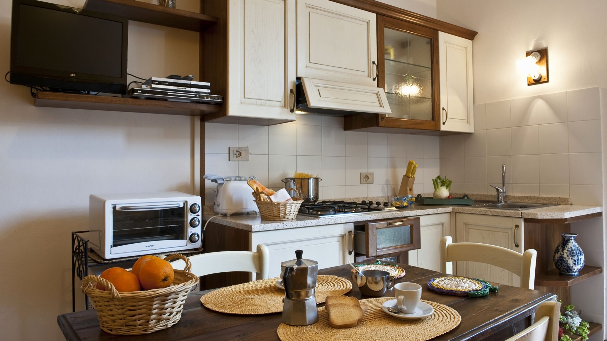 Italianway Poggibonsi Podere Oliveta: 5 appartamenti + piscina con vista