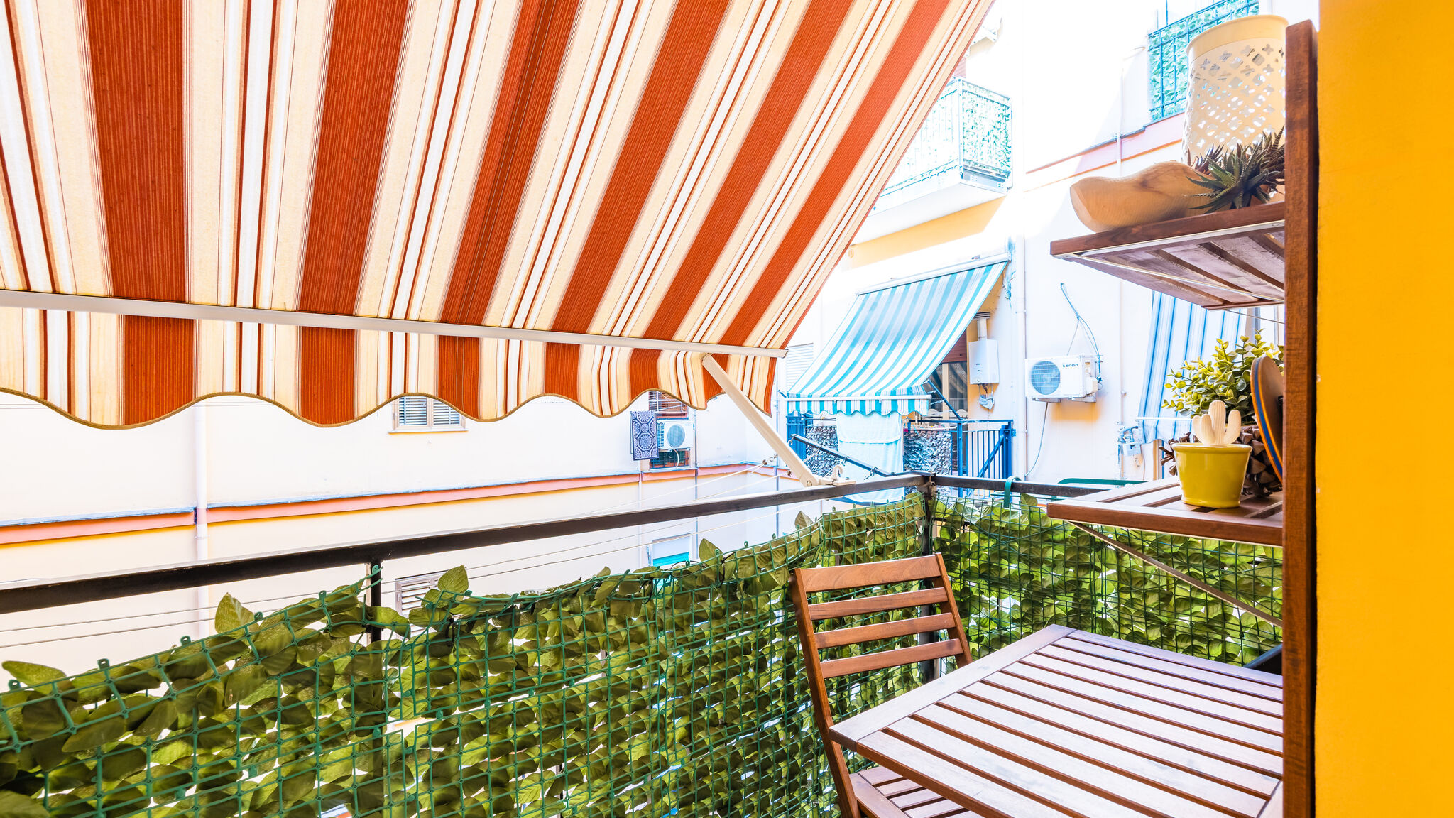 Italianway Napoli Cozy Escape by NapoliApartments