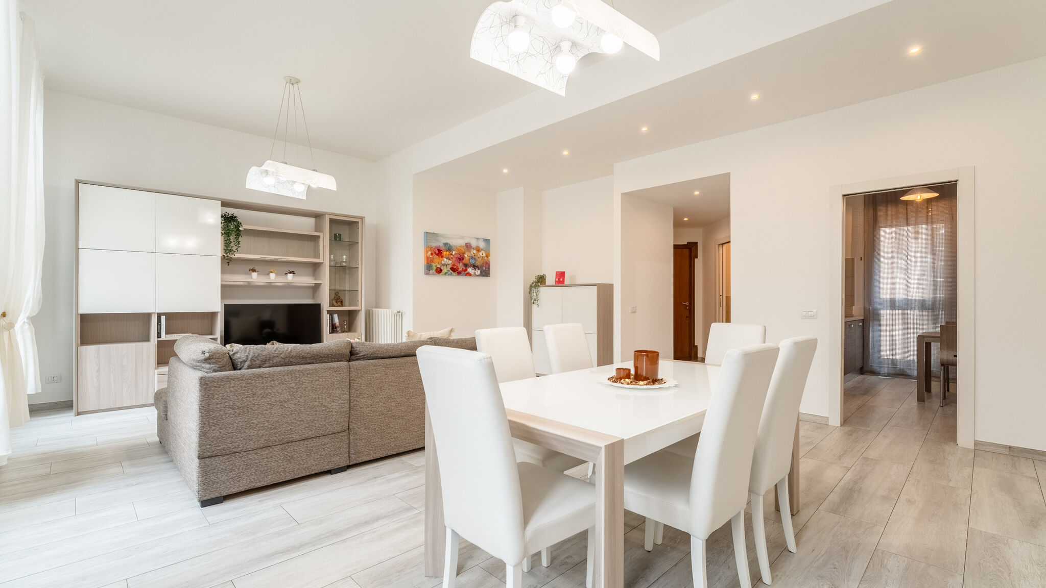 Italianway Como  White Magnolia