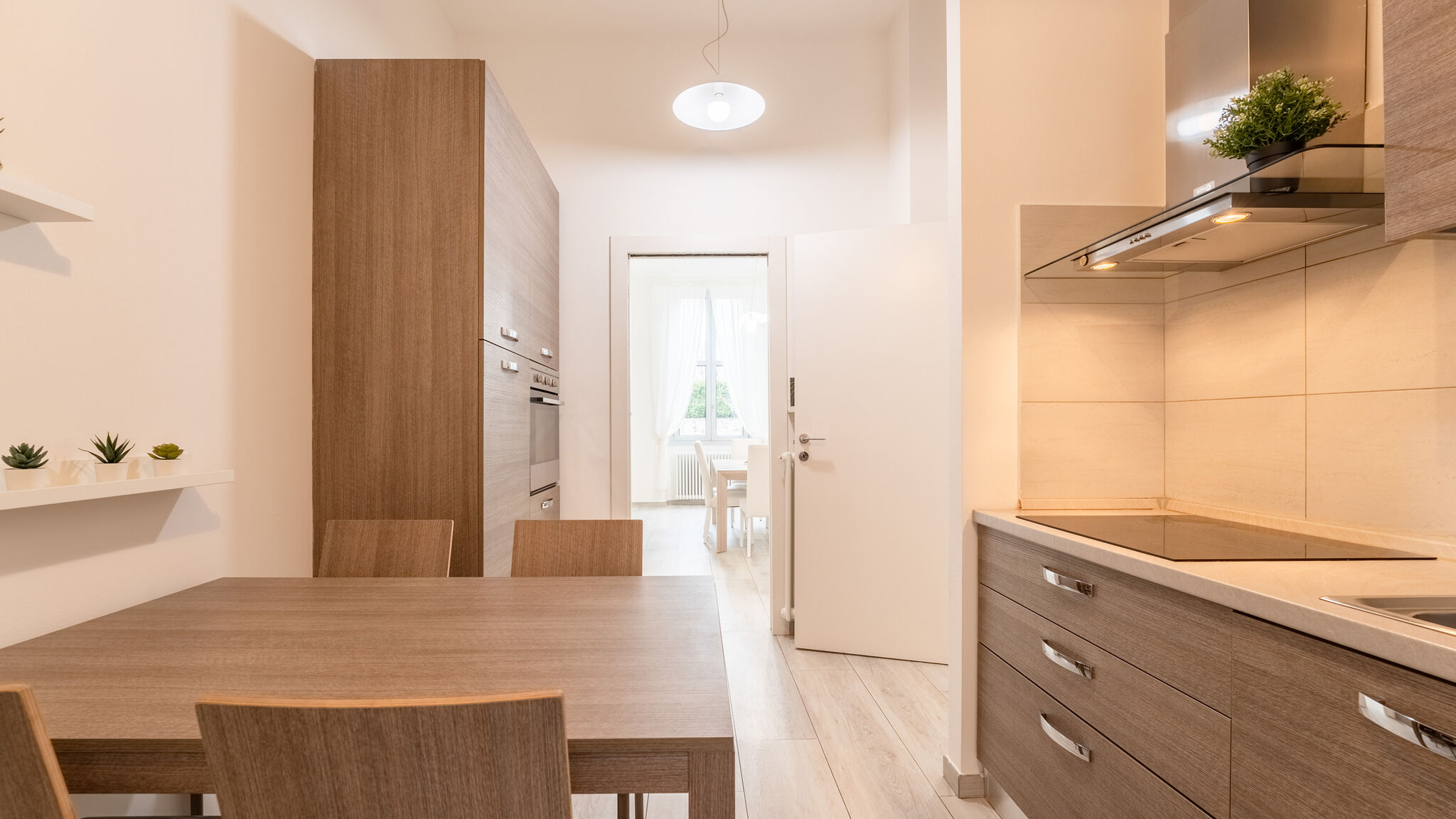 Italianway Como  White Magnolia