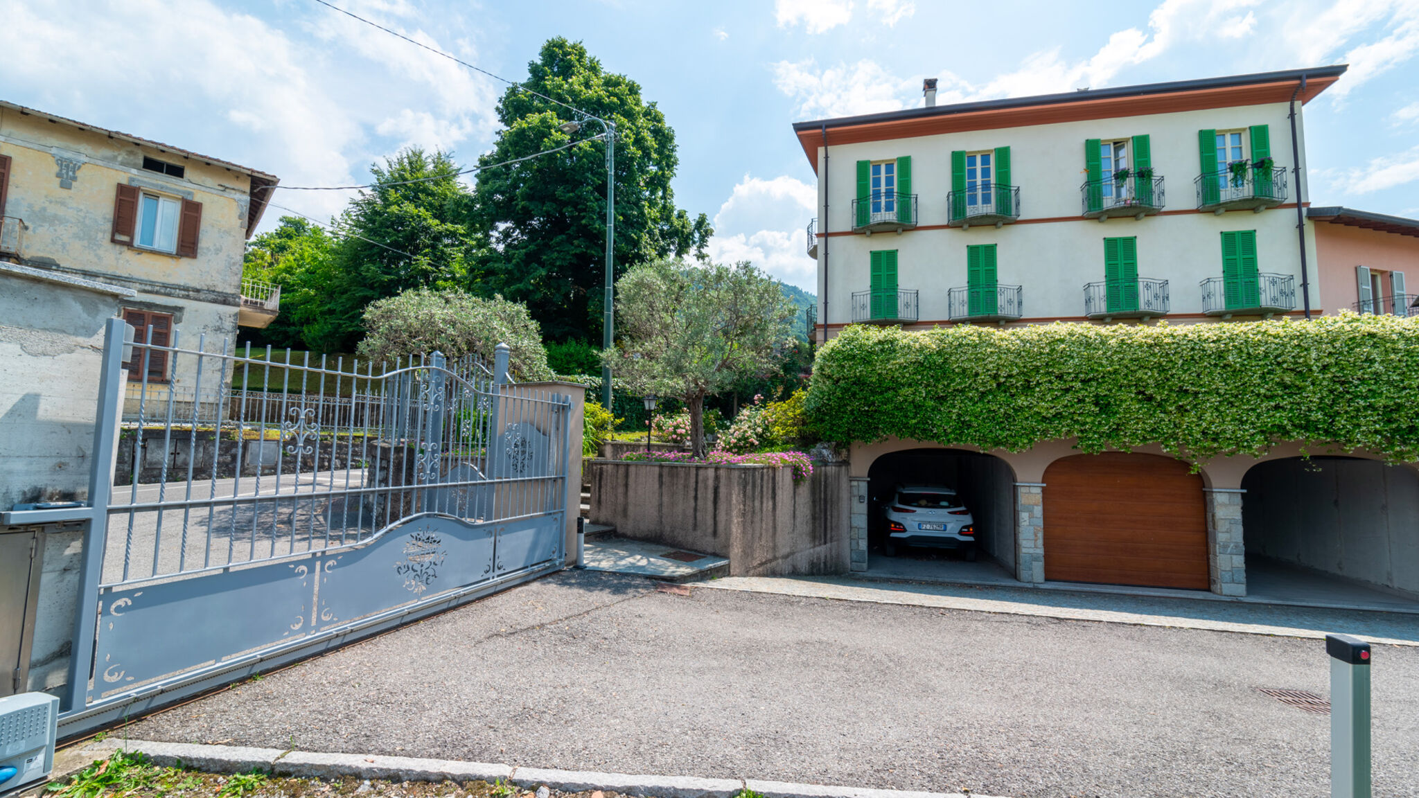 Italianway Bellagio Green Tulip Lake View