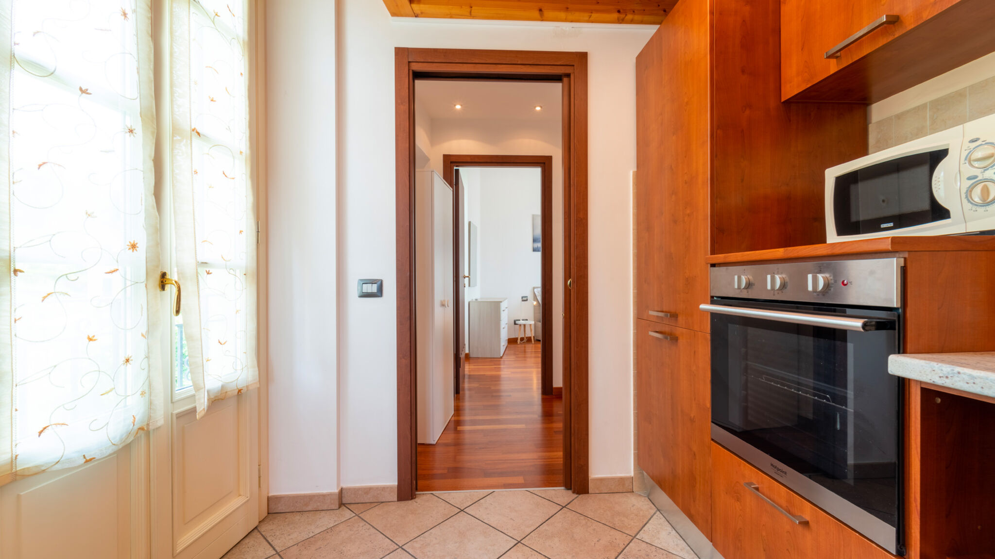 Italianway Bellagio Green Tulip Lake View