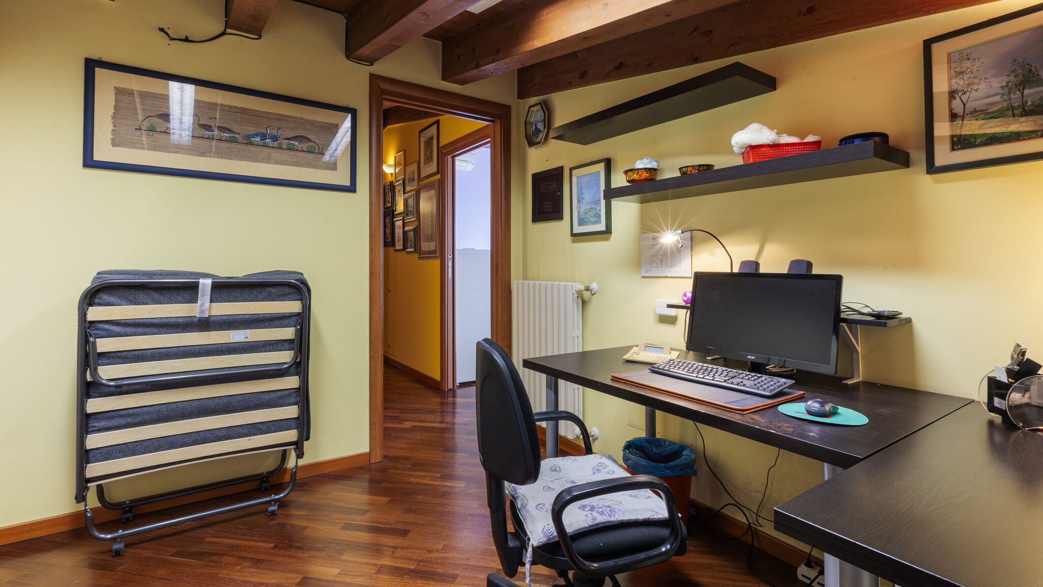 Italianway Stezzano Art Gallery Living and Working