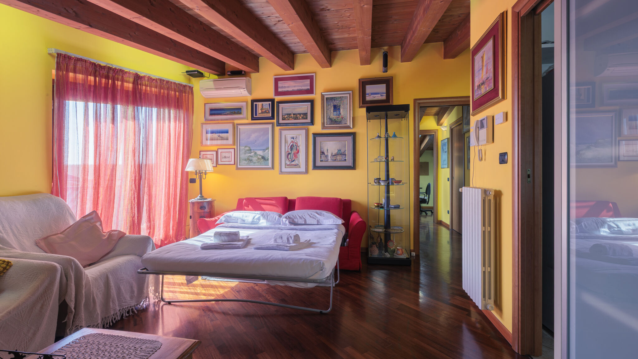 Italianway Stezzano Art Gallery Living and Working