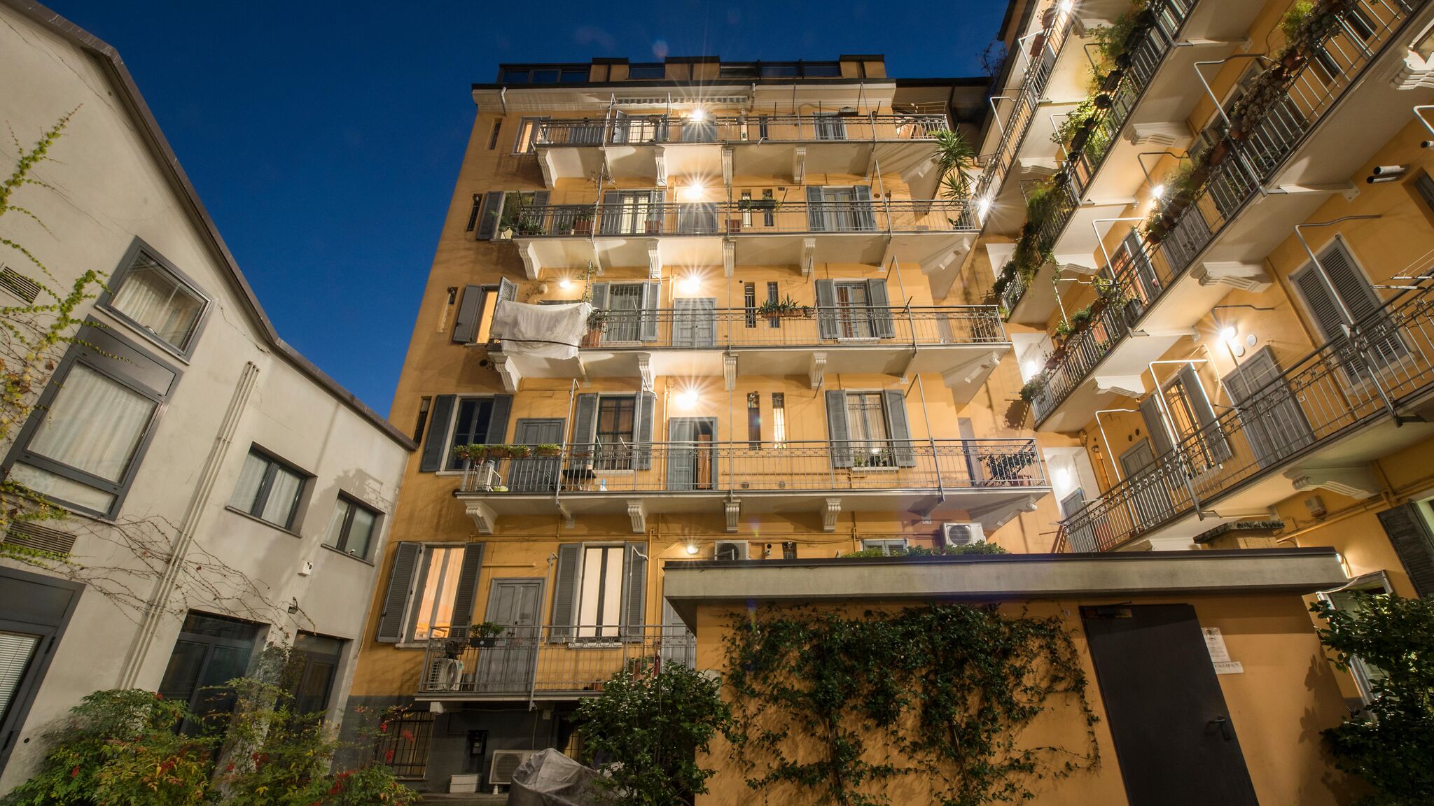 Italianway Milano Via Piero della Francesca 38