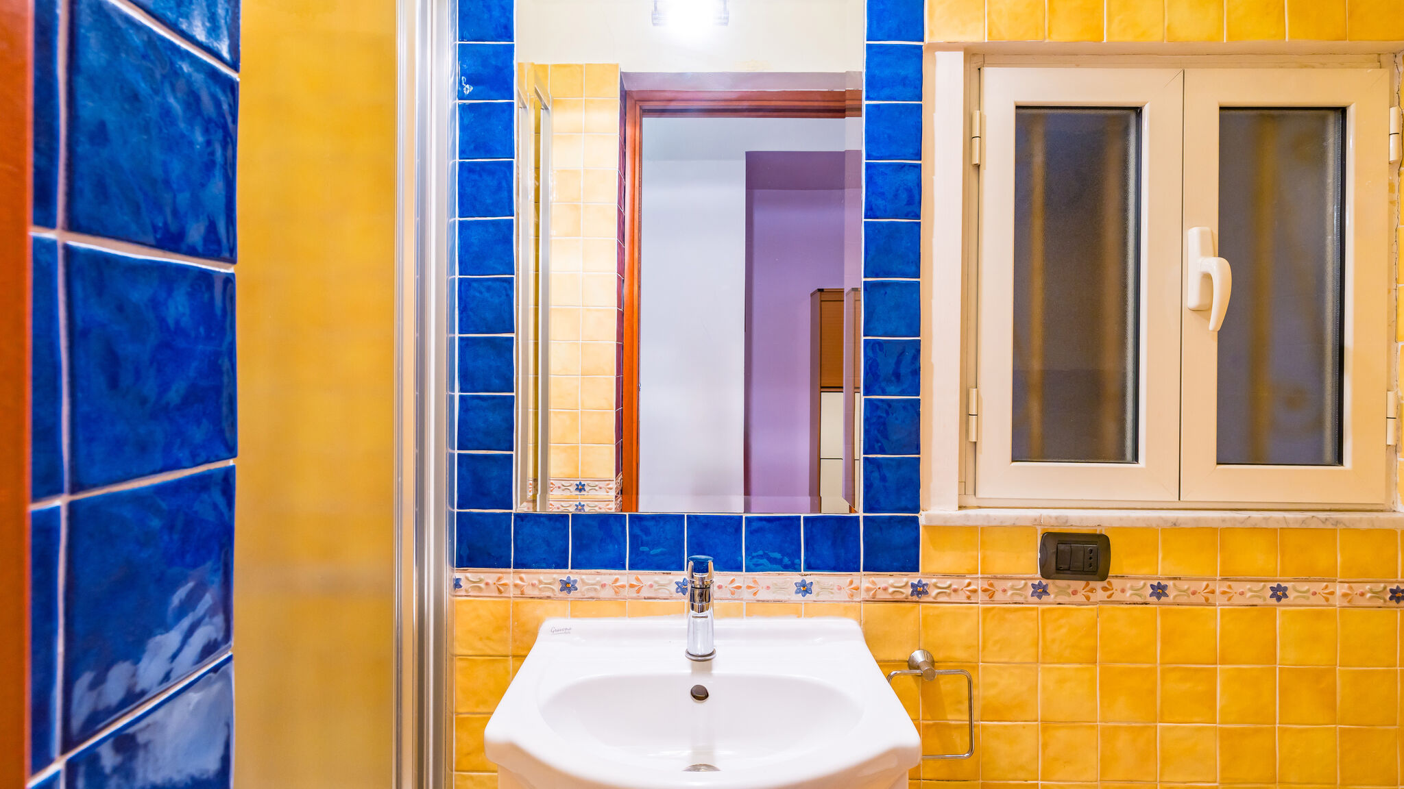 Italianway Napoli Montesanto Flow Flat by Napoliapartments