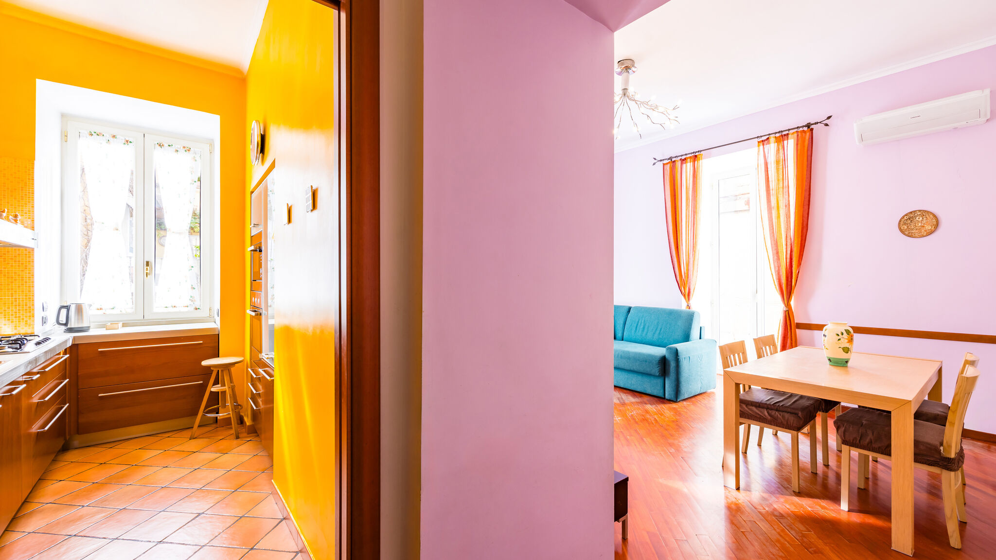 Italianway Napoli Montesanto Flow Flat by Napoliapartments