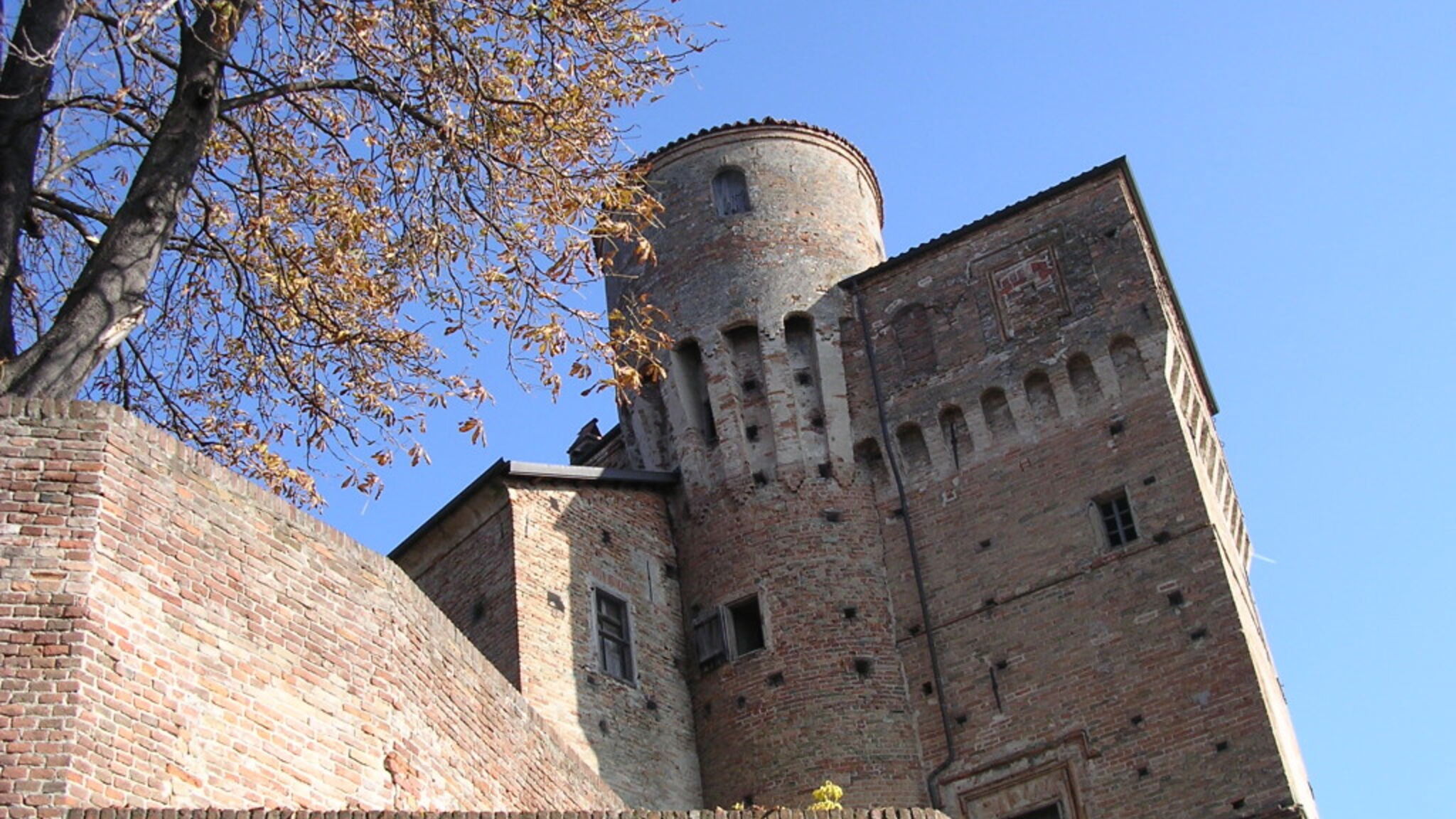 Italianway Roddi Casa a Roddi con vista sulle Colline