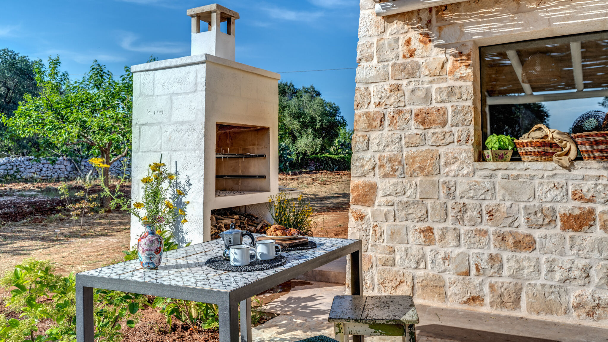 Italianway Ceglie Messapica Trulli, cicale e olive - Le Case di Valentina