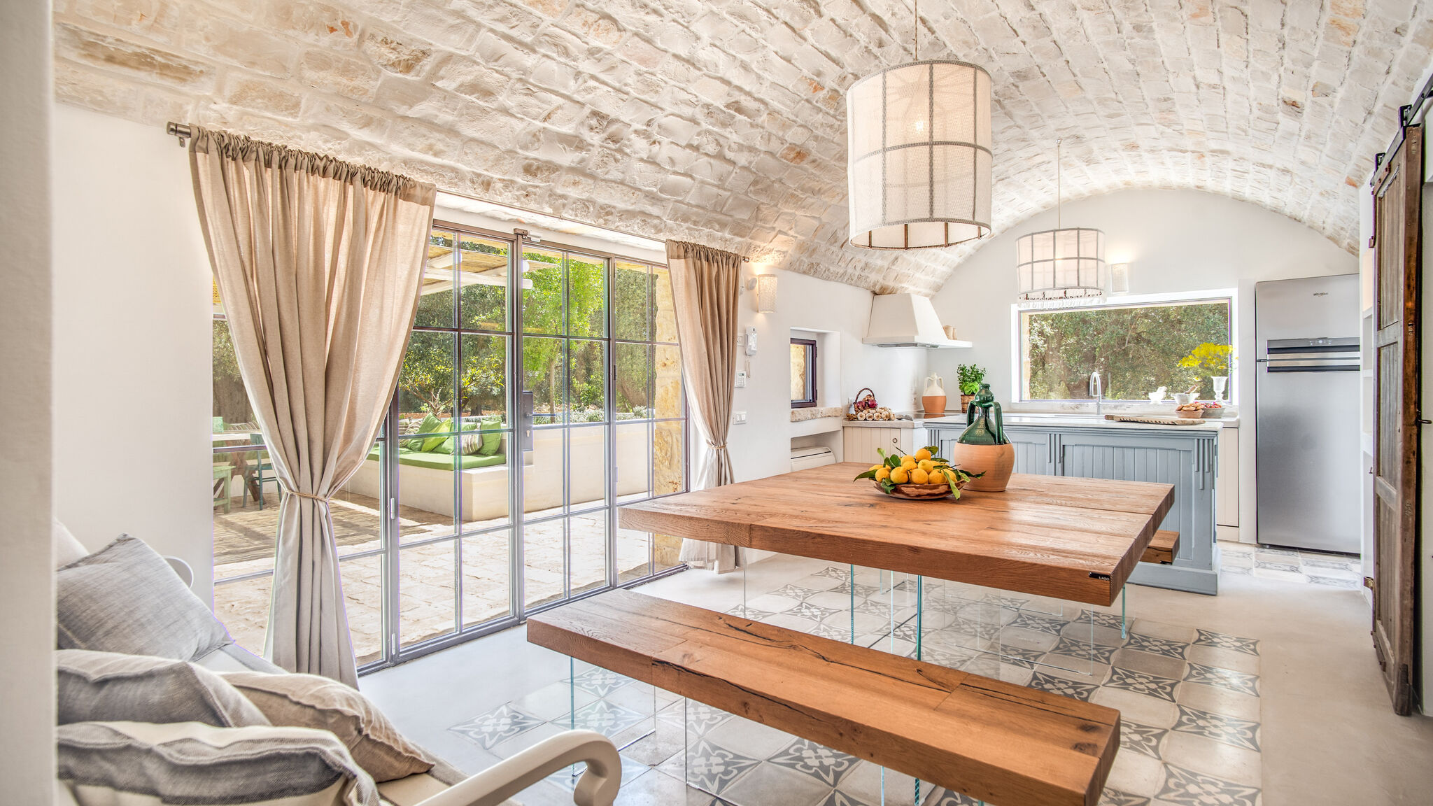 Italianway Ceglie Messapica Trulli, cicale e olive - Le Case di Valentina