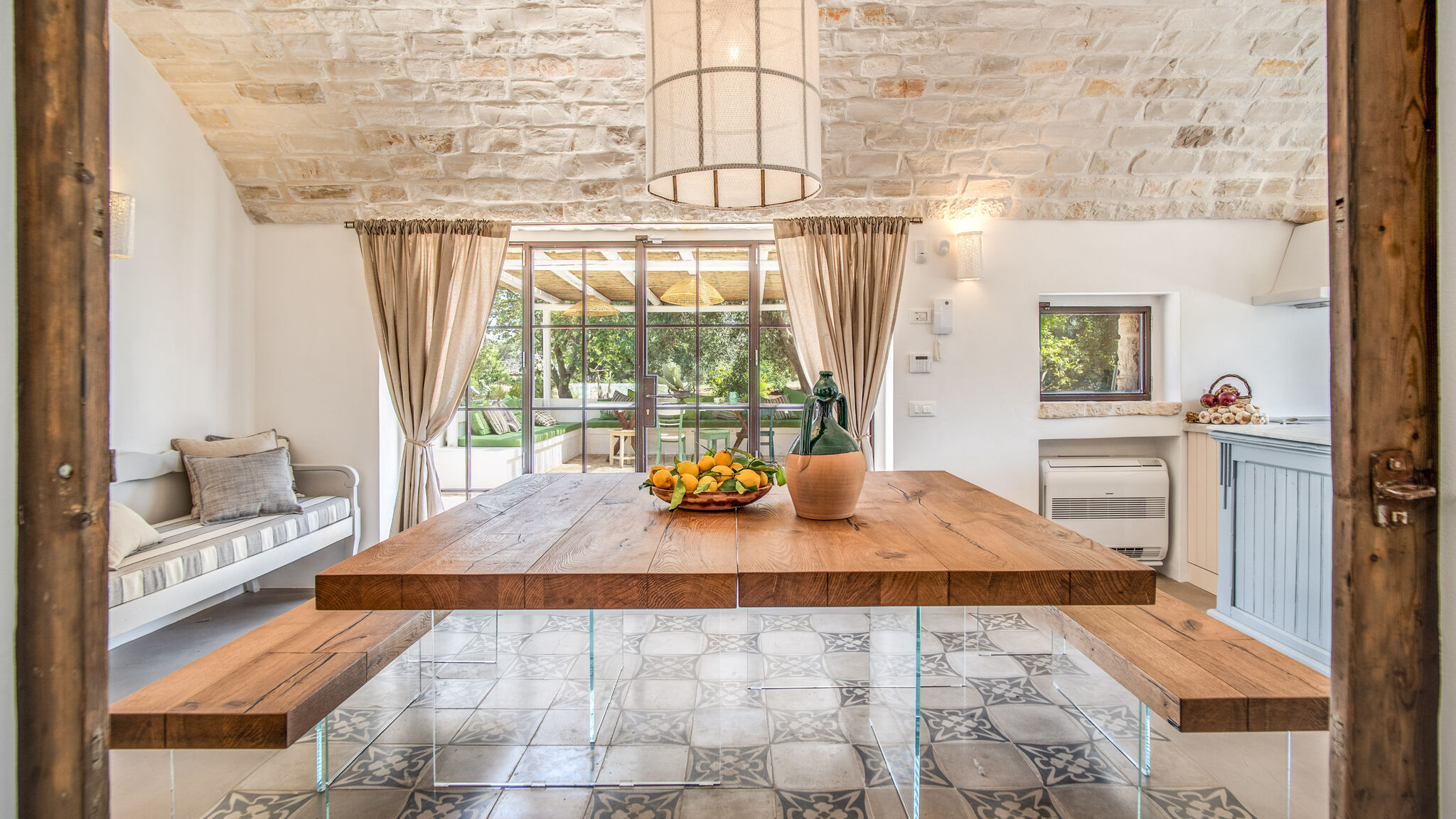 Italianway Ceglie Messapica Trulli, cicale e olive - Le Case di Valentina