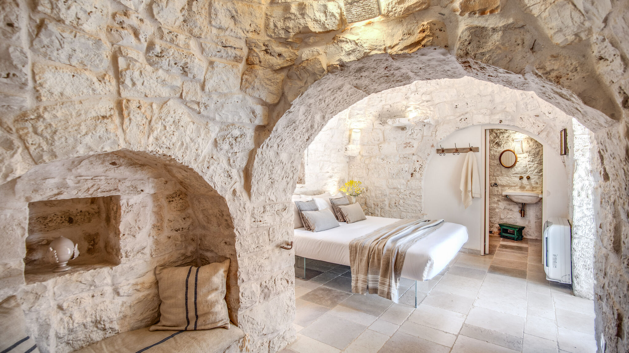 Italianway Ceglie Messapica Trulli, cicale e olive - Le Case di Valentina