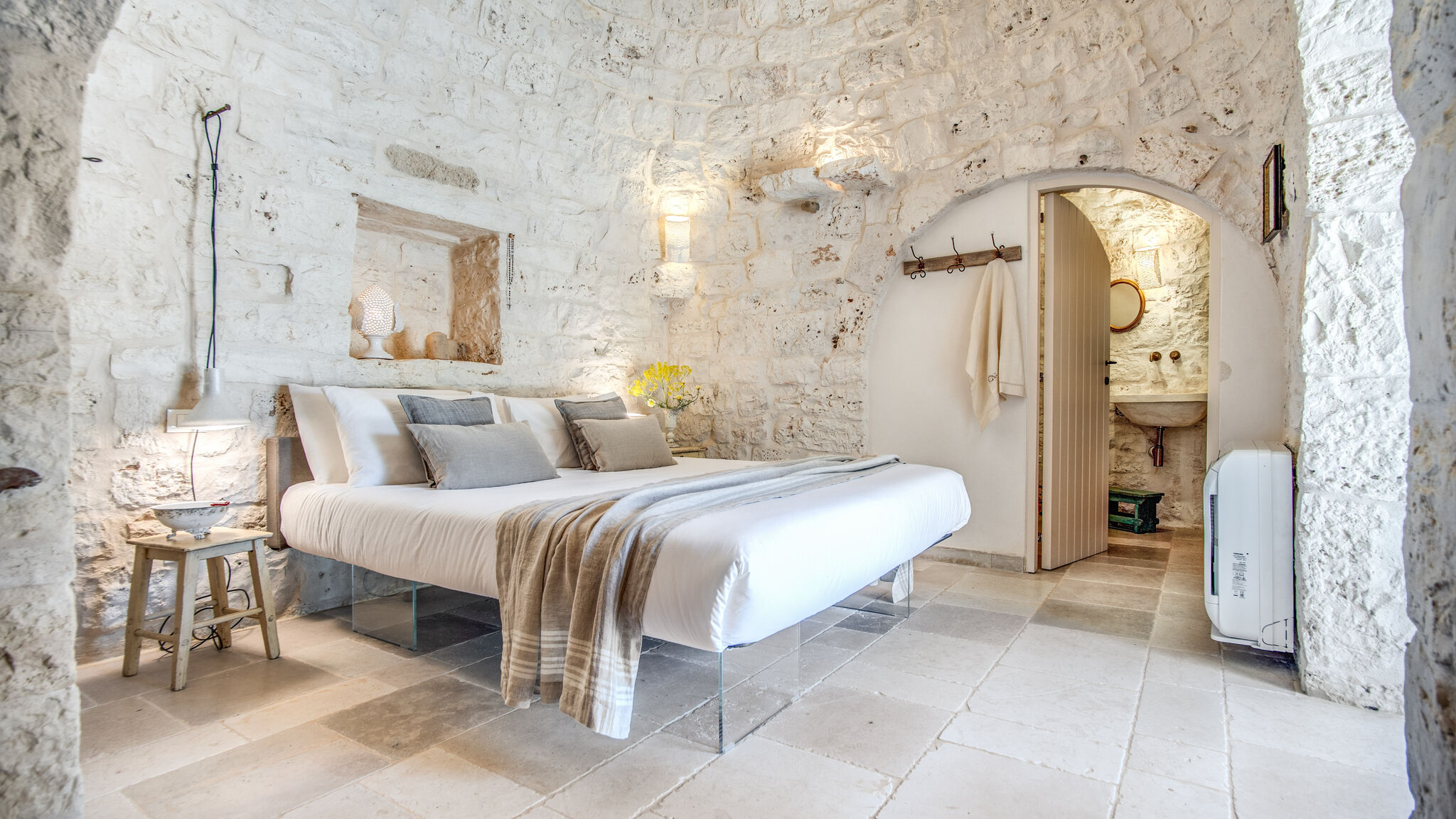 Italianway Ceglie Messapica Trulli, cicale e olive - Le Case di Valentina