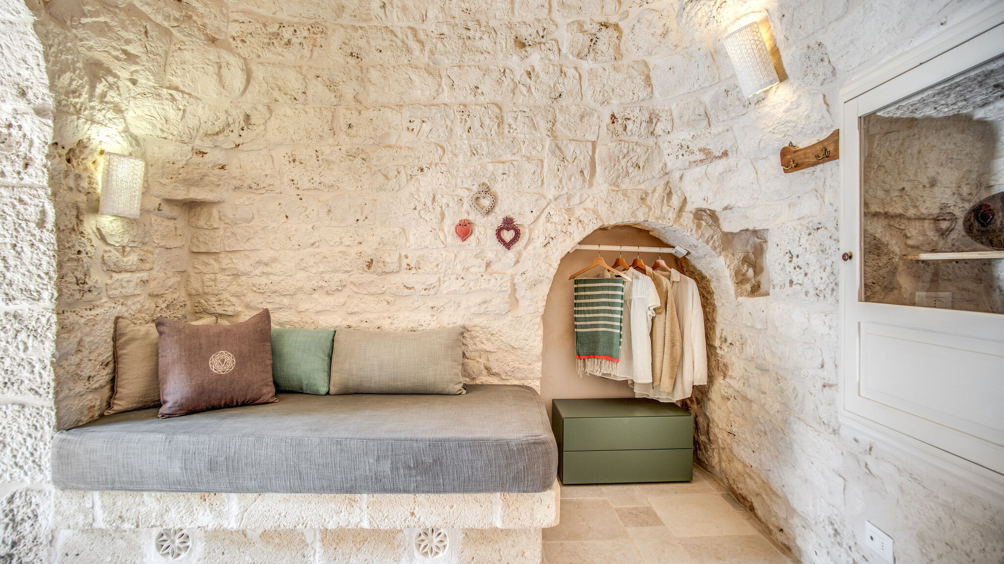 Italianway Ceglie Messapica Trulli, cicale e olive - Le Case di Valentina