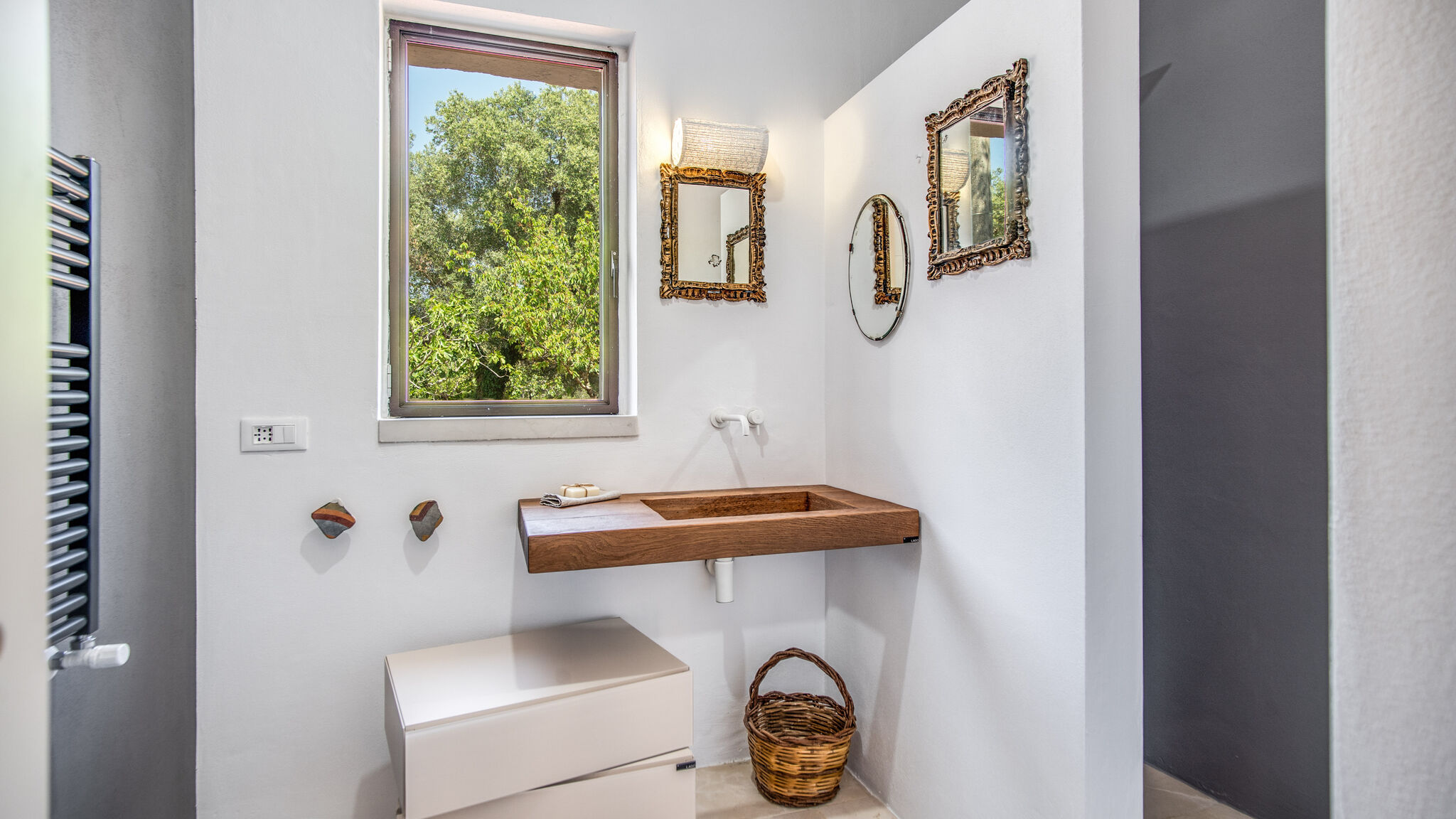 Italianway Ceglie Messapica Trulli, cicale e olive - Le Case di Valentina