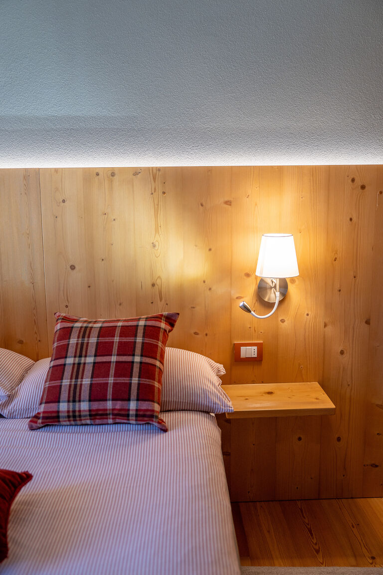 Italianway Bormio White Peak 77 – Panoramic Ski Slope Views